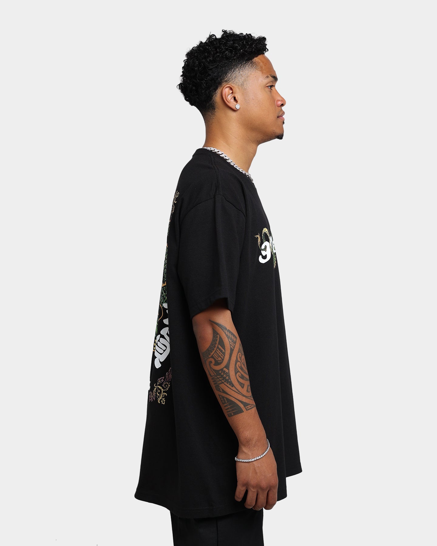 Goat Crew Sleeping Dragons T-Shirt Black、mySite、zt4zffjzw