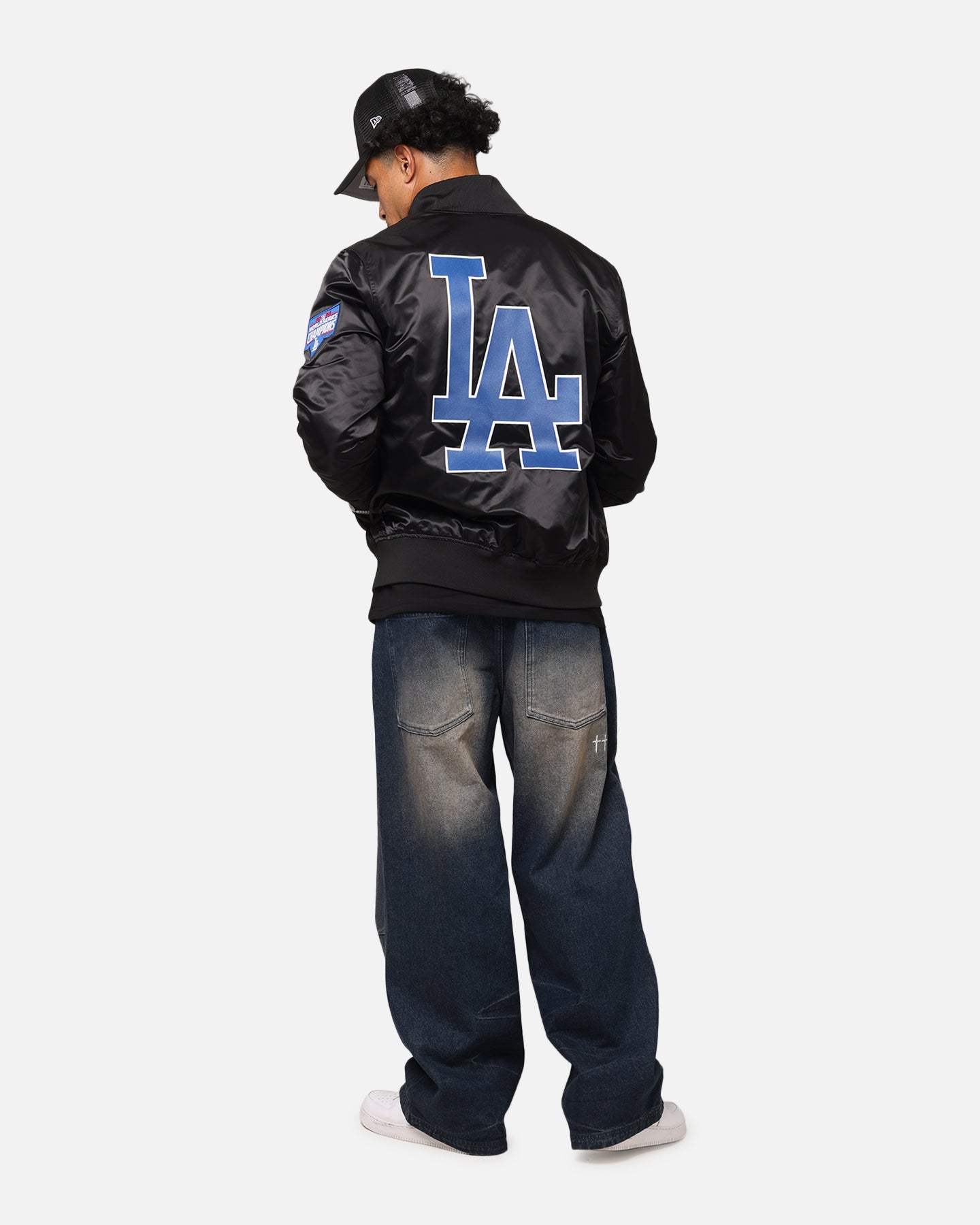 Pro Standard Los Angeles Dodgers Big Logo Satin Jacket Black、mySite、zt4zffjzw
