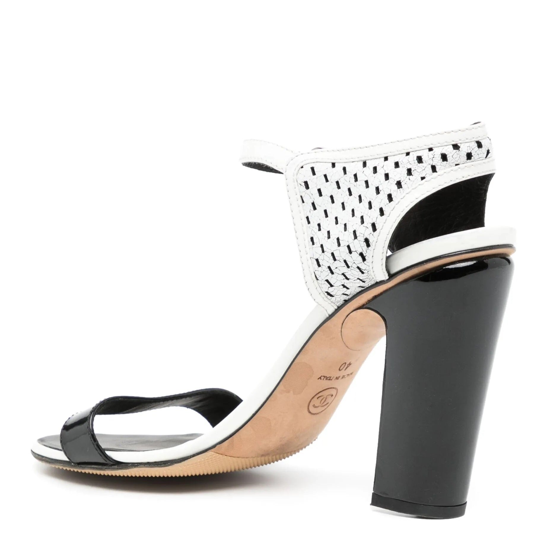 Perforated Crackled Patent Sandals、mySite、garminoutage.com