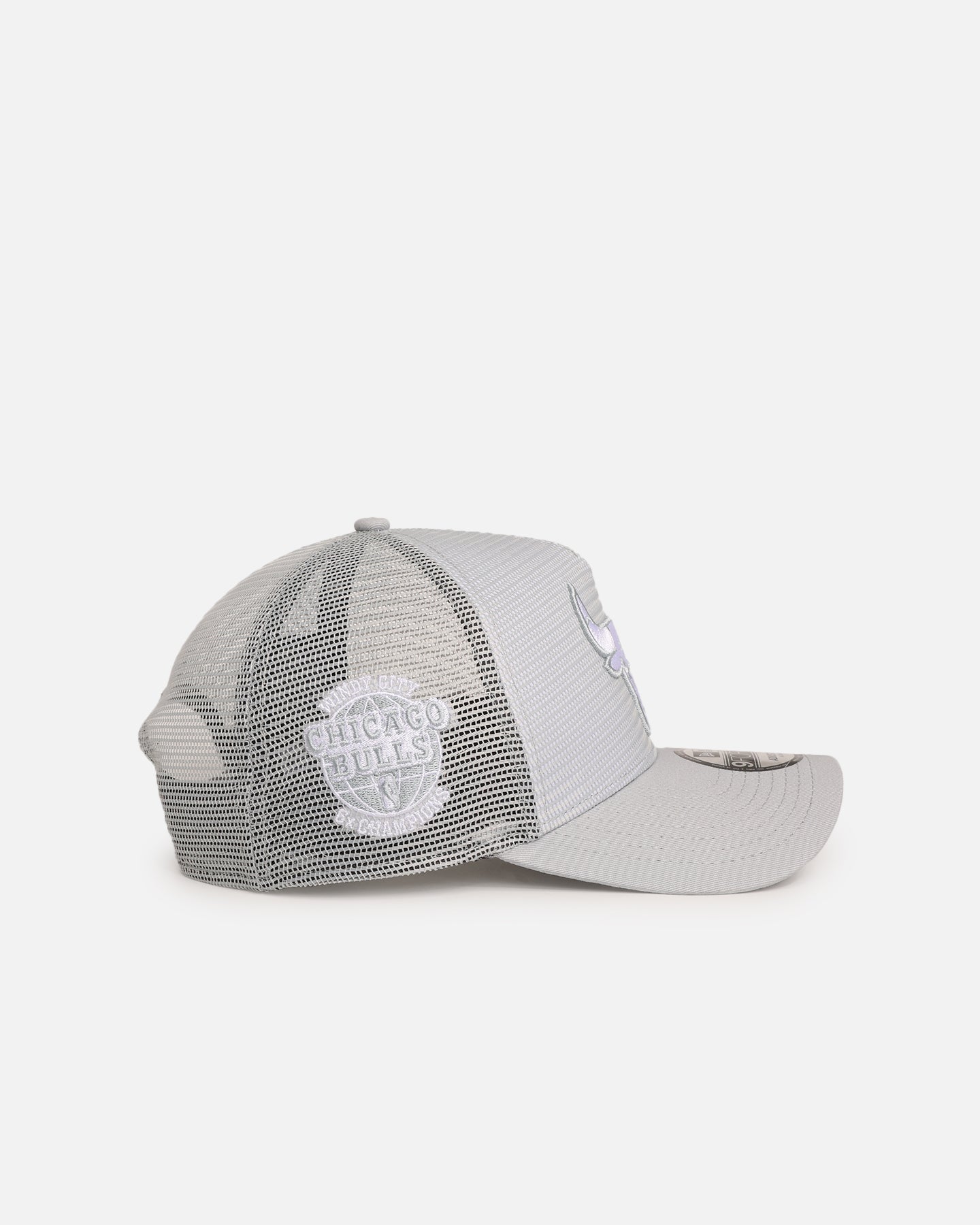New Era Chicago Bulls 'Polychromatic Mesh' 9FORTY A-Frame Snapback Grey、mySite、zt4zffjzw