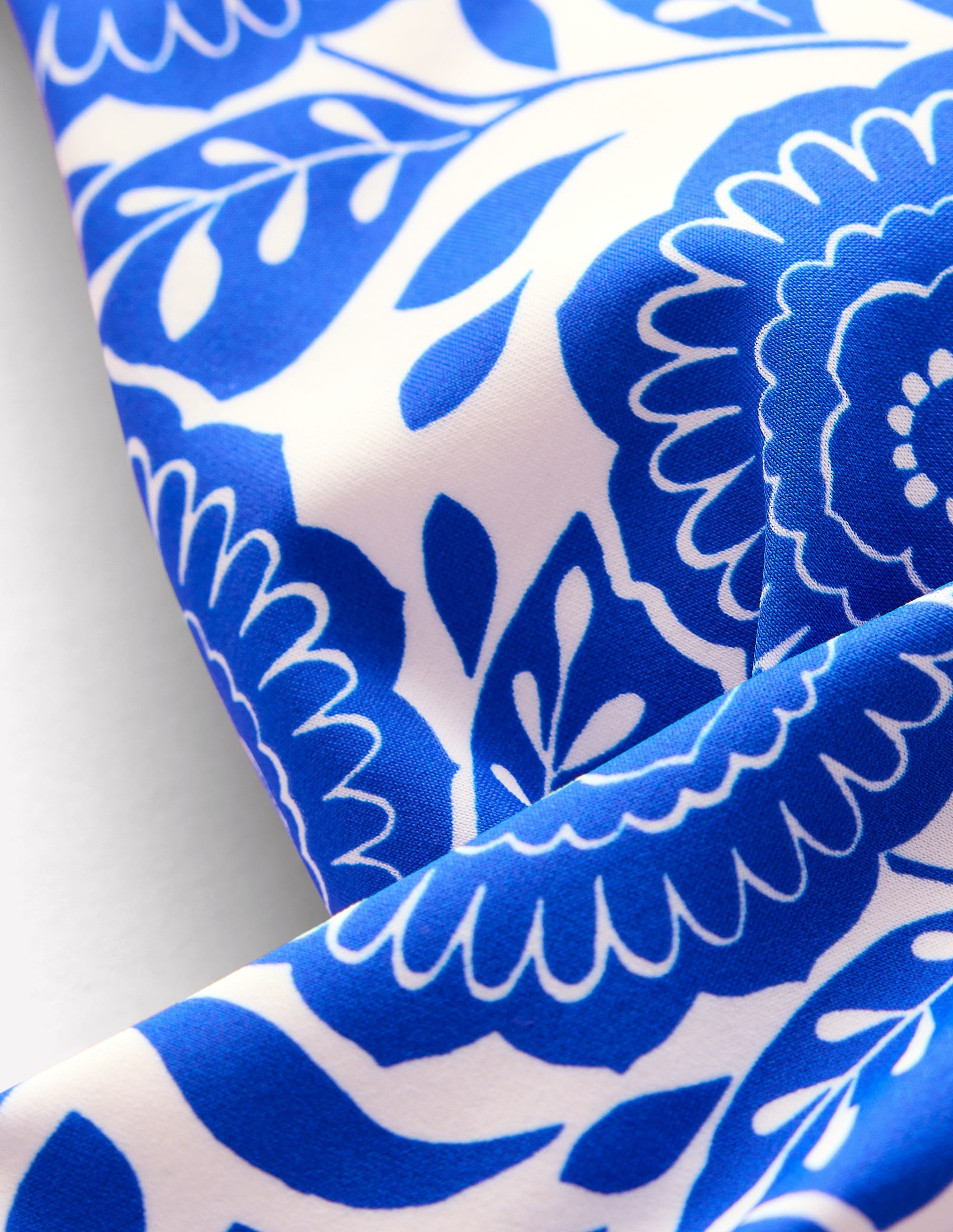  Levanzo Halter Bikini Top-Blue Dahlia Stamp、mySite、ashleygrahame