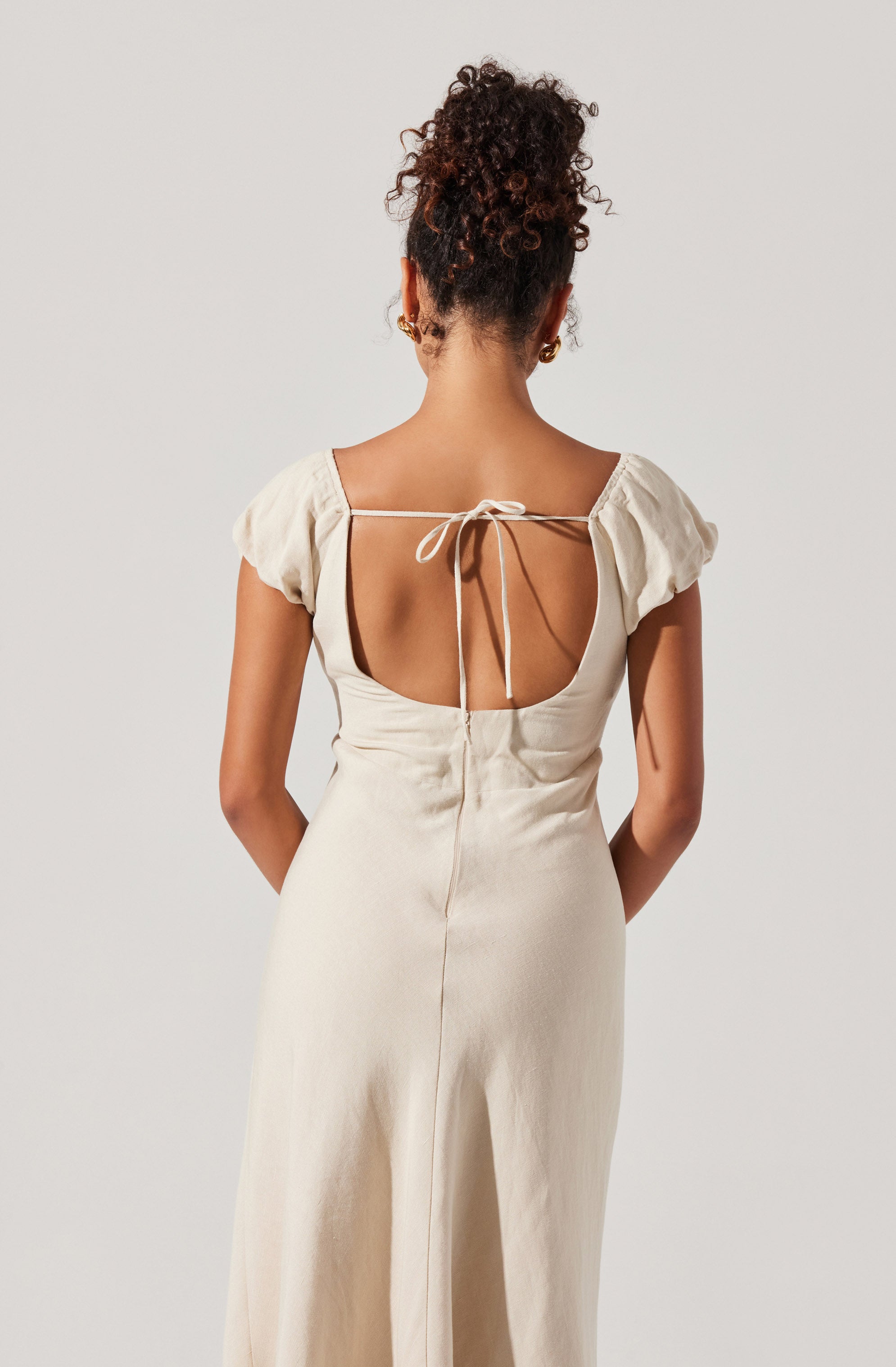 Leocadia Embroidered Puff Sleeve Dress、mySite、solidvoid