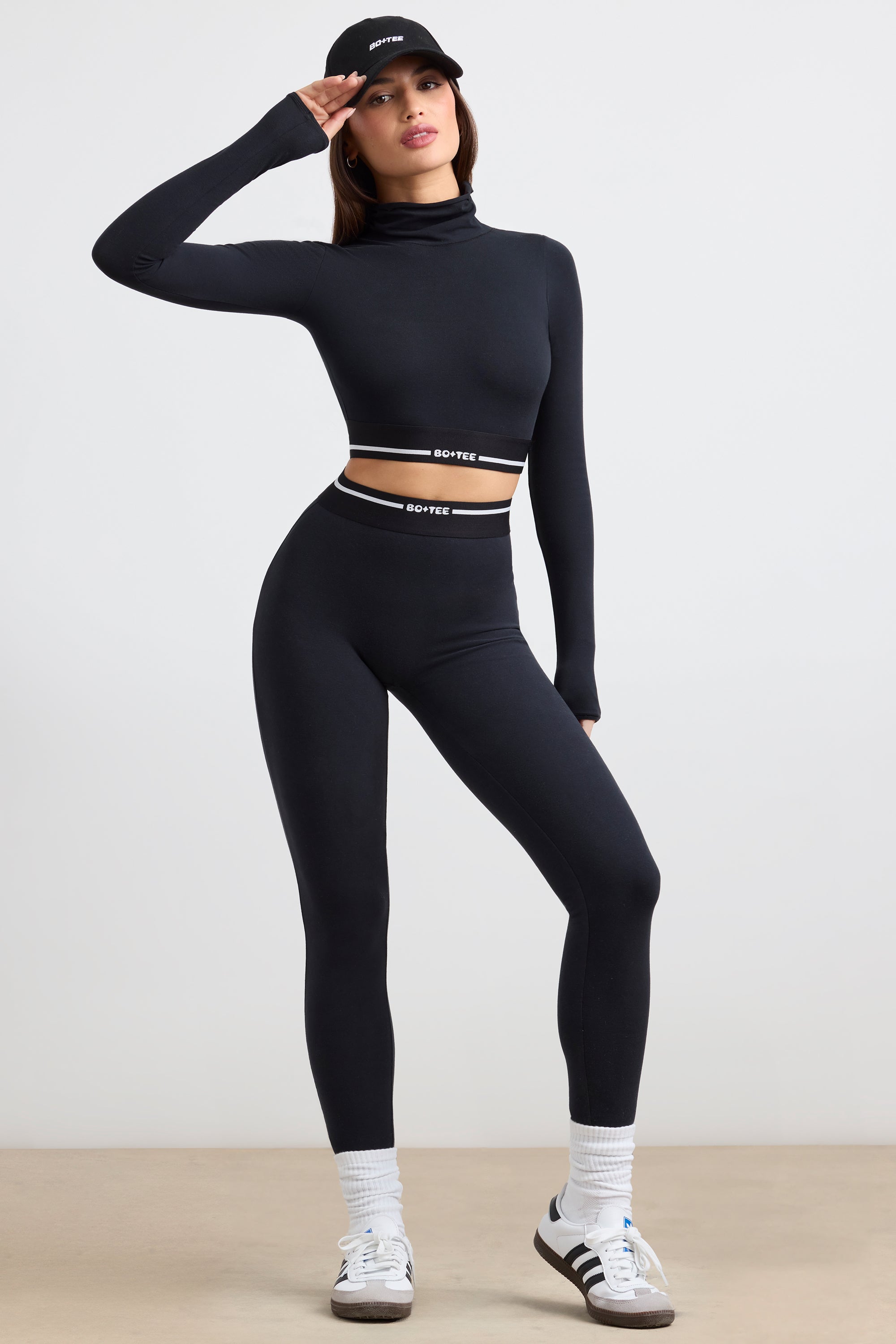 High-Waist Leggings in Black、mySite、solidvoid