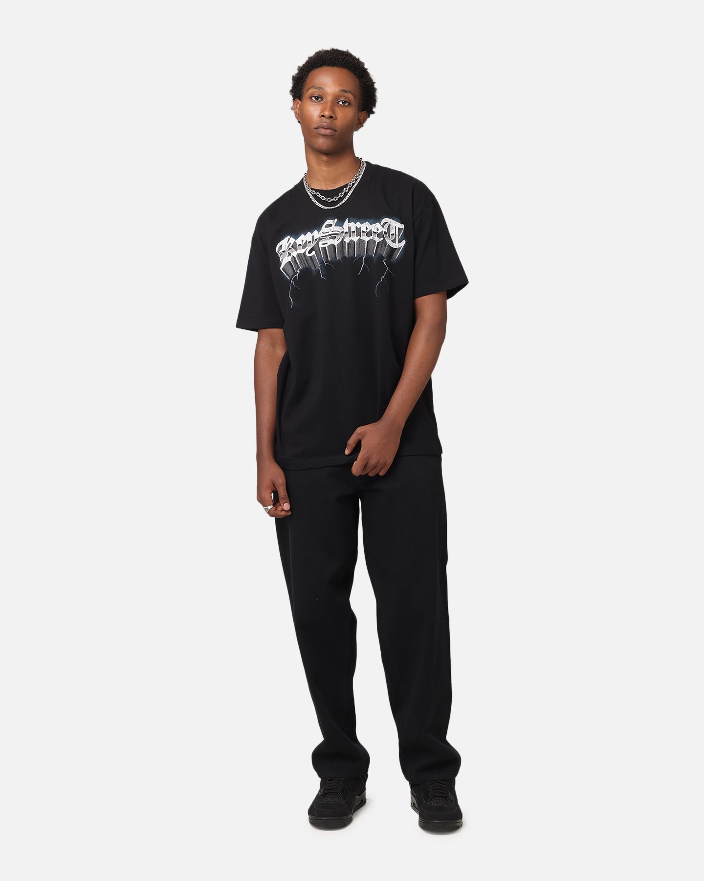 {product_title} - {shop_name}