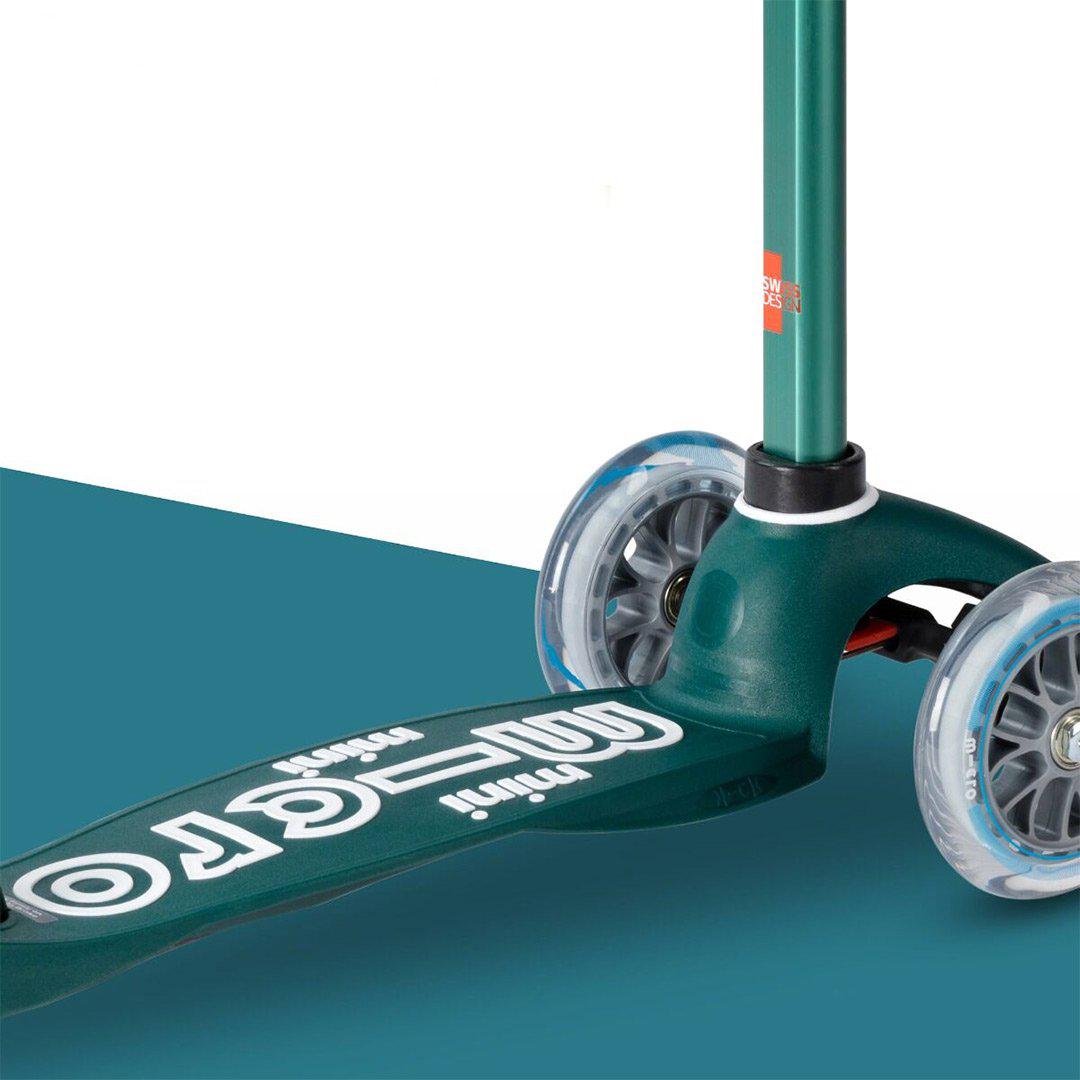  Micro Scooters Deluxe Mini Micro ECO Scooter - Green LED、mySite、merchandisen