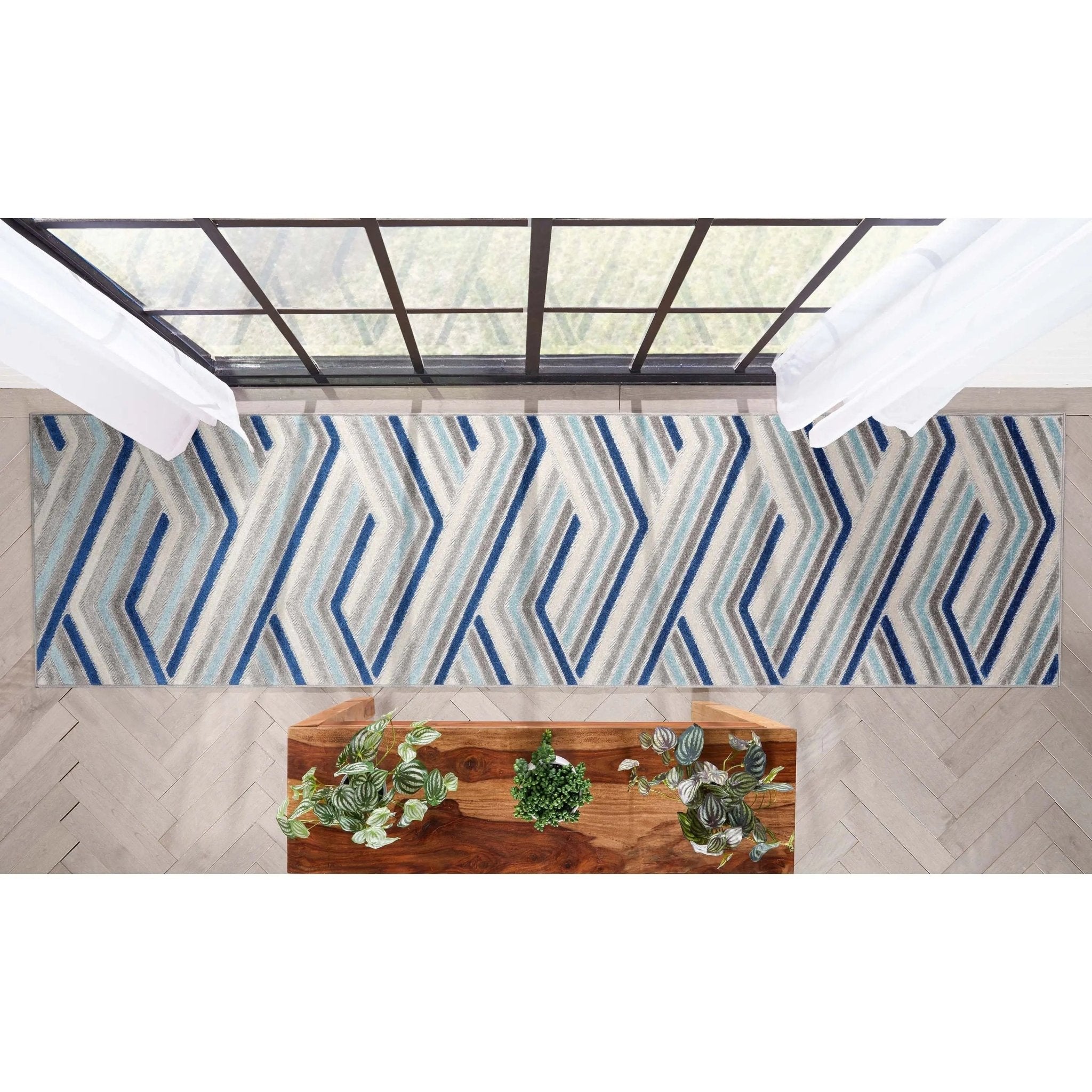 Neema Modern Chevron Striped Indoor/Outdoor Grey Blue High-Low Rug、mySite、gigharbornorthrealestate