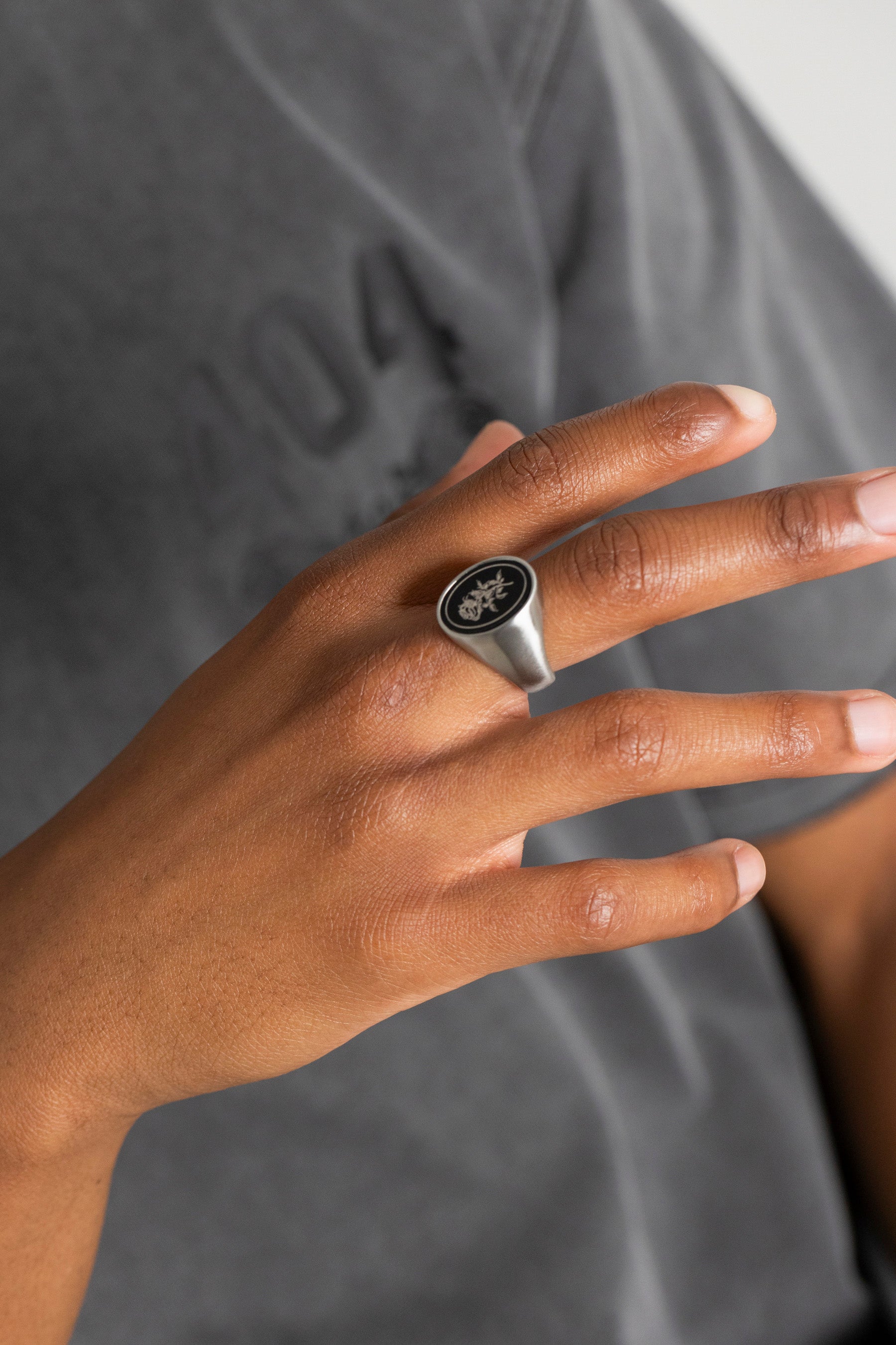 NXS Rose Signet Ring White Gold/Black、mySite、zt4zffjzw