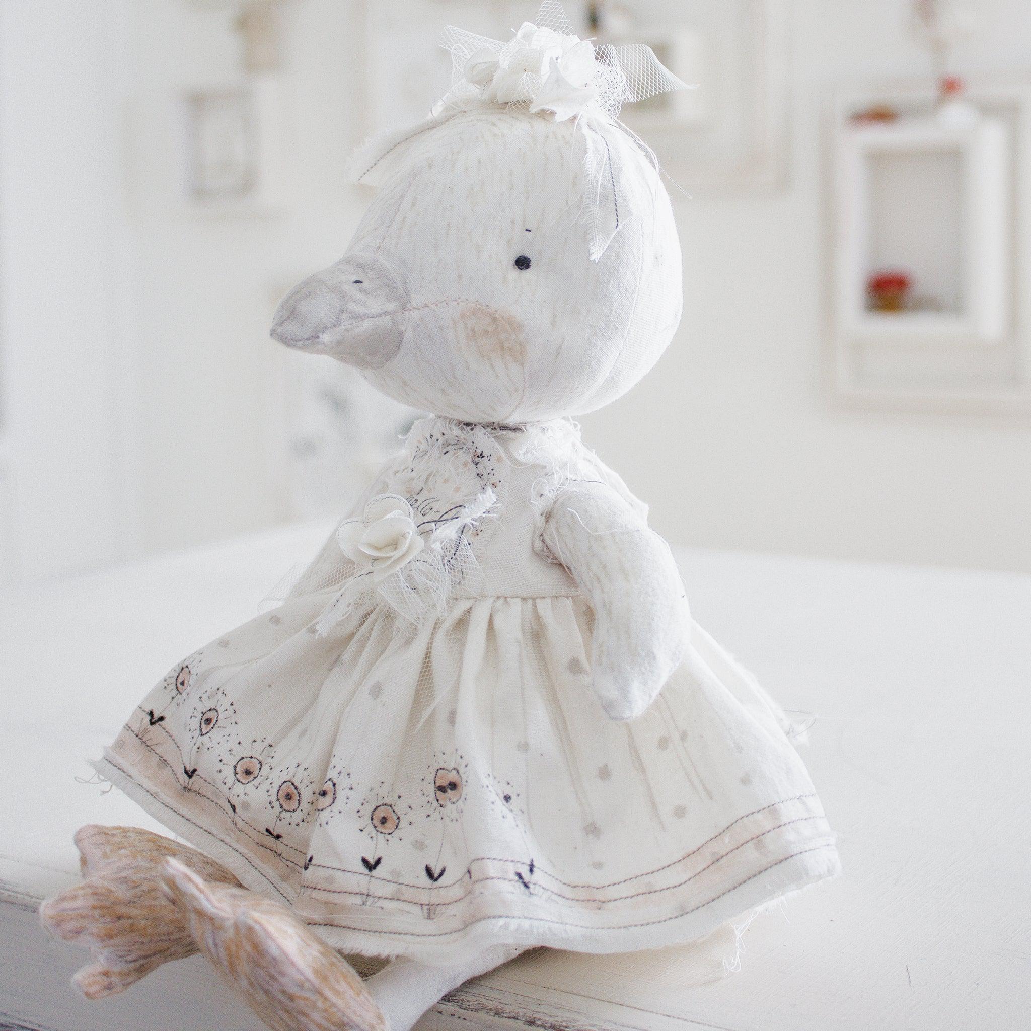 RETIRED - Hutch Studio Original - Sofie Singalong - Hand-Crafted Cotton & Knit Bird、mySite、g9winljtr
