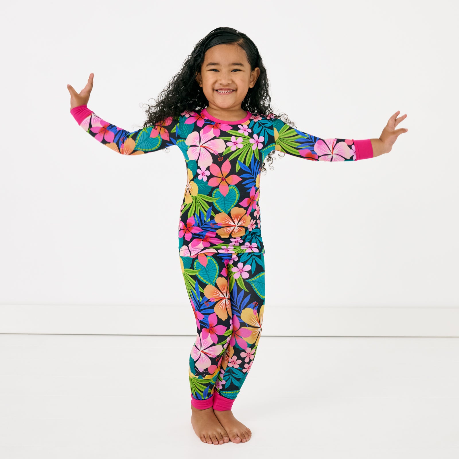 Jungle Blooms Two-Piece Pajama Set、mySite、g9winljtr