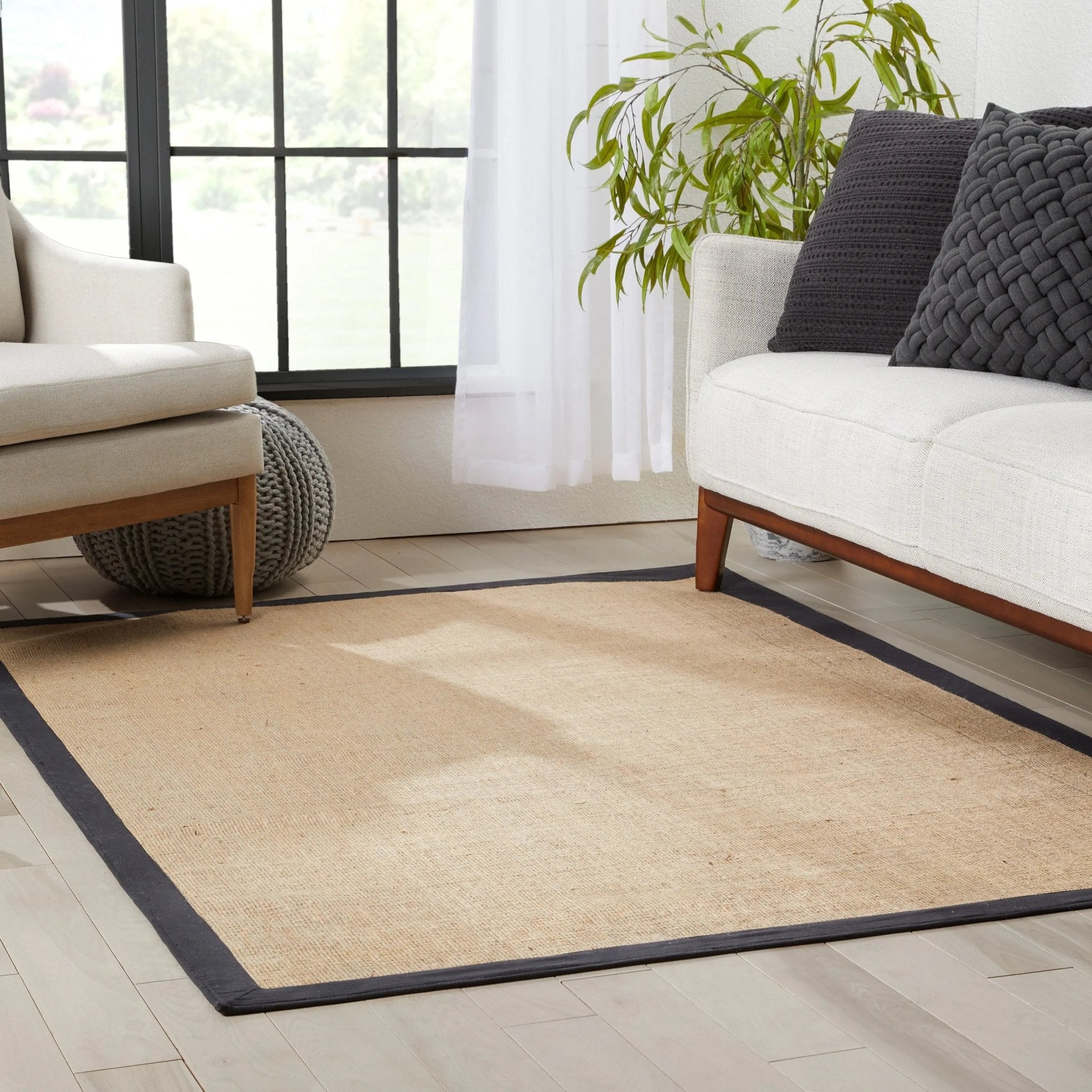Sorel Farmhouse 5' x 7' Non-Slip Natural-Fiber Natural Black Border Rug、mySite、gigharbornorthrealestate