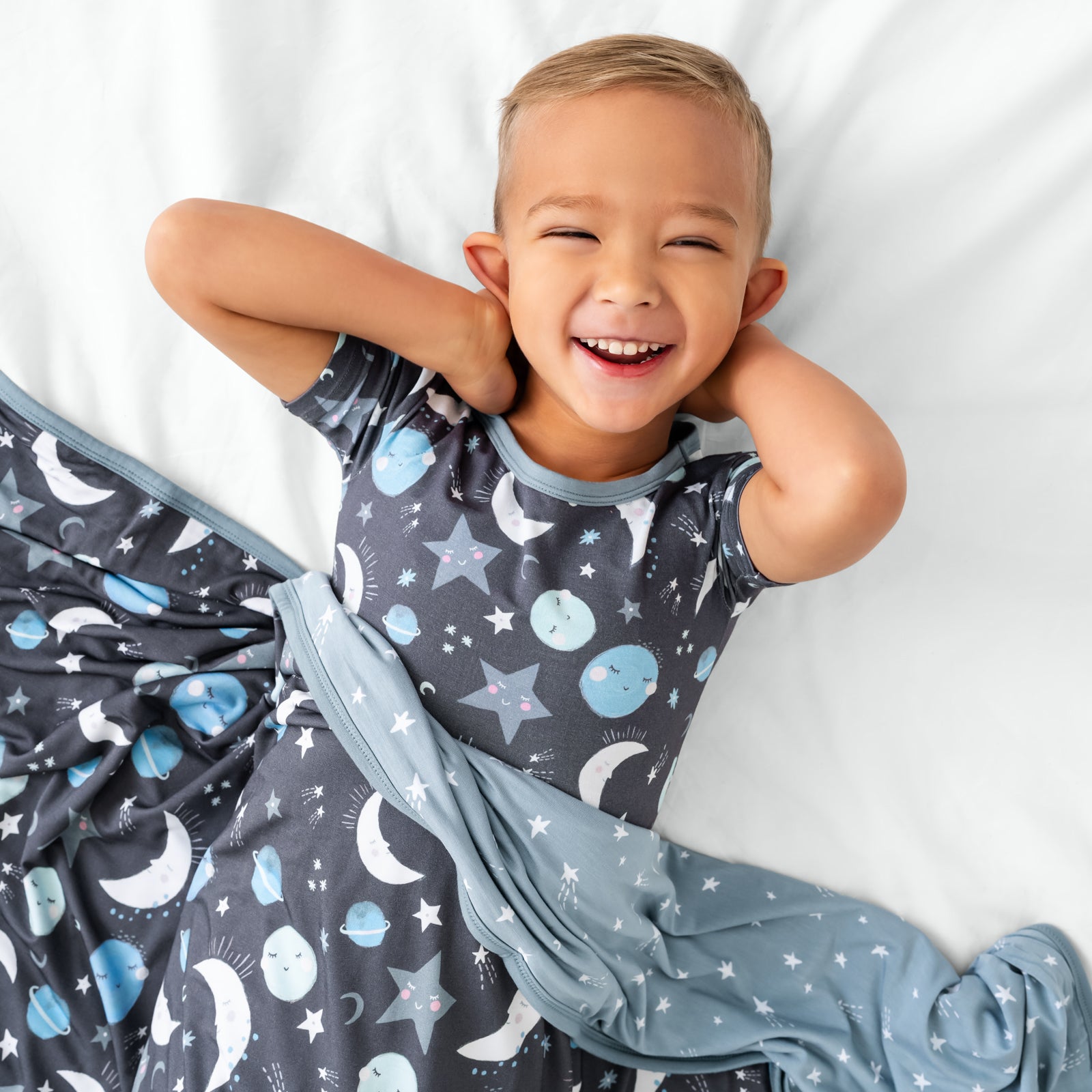 Blue To the Moon & Back Large Cloud Blanket®、mySite、g9winljtr