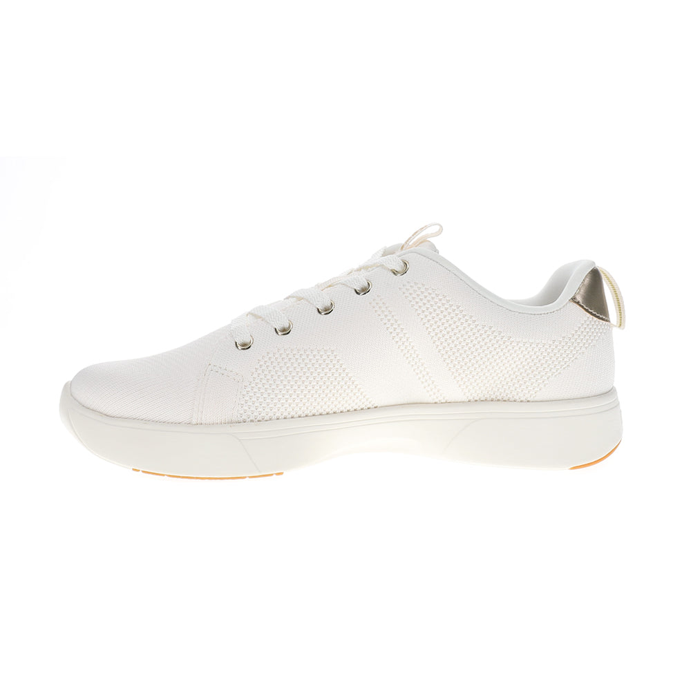 BlissWalk Knit Lace Up Sneakers、mySite、gtrtttuynbv