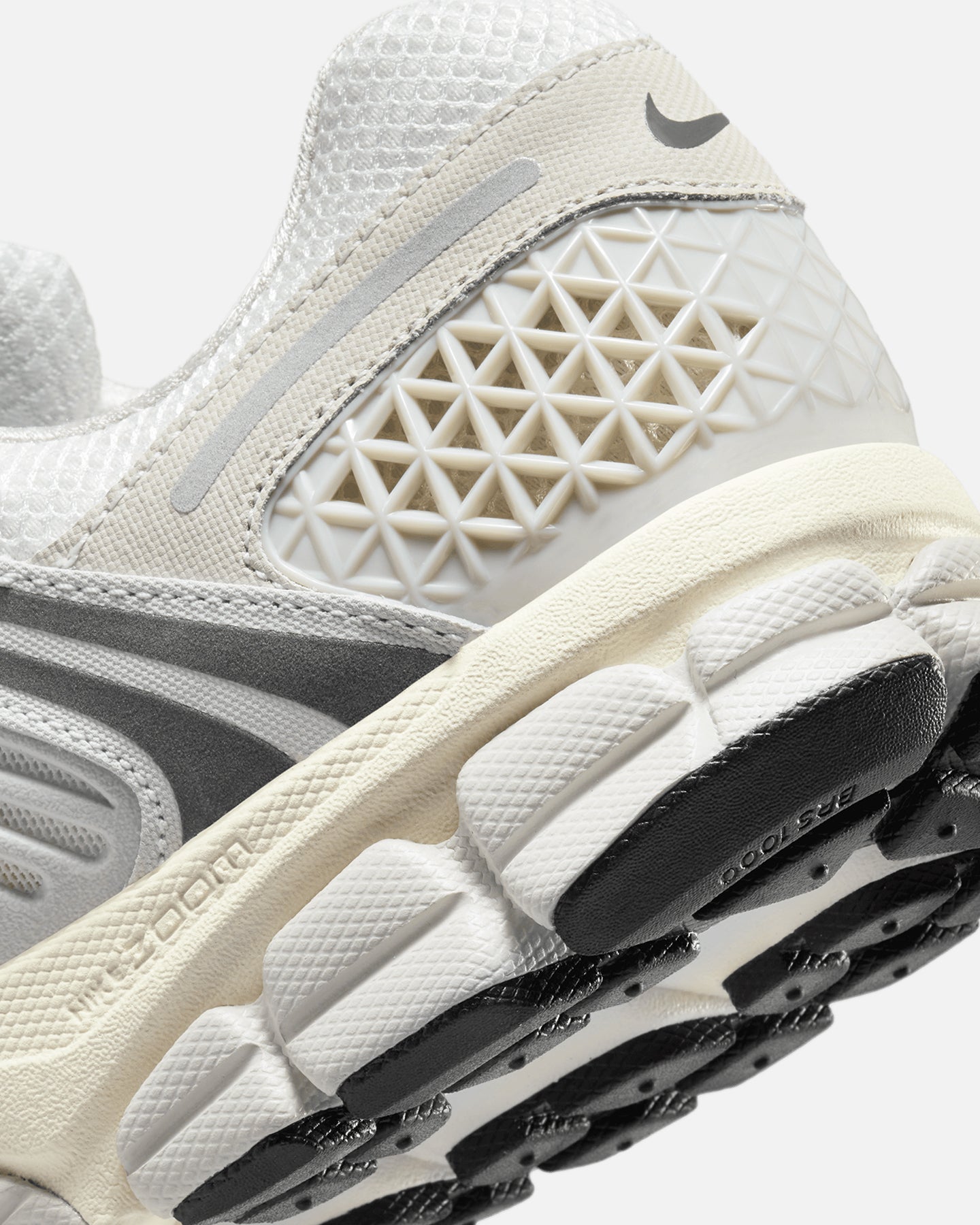 Nike Zoom Vomero 5 Platinum Tint/Photon Dust-Cashmere、mySite、zt4zffjzw