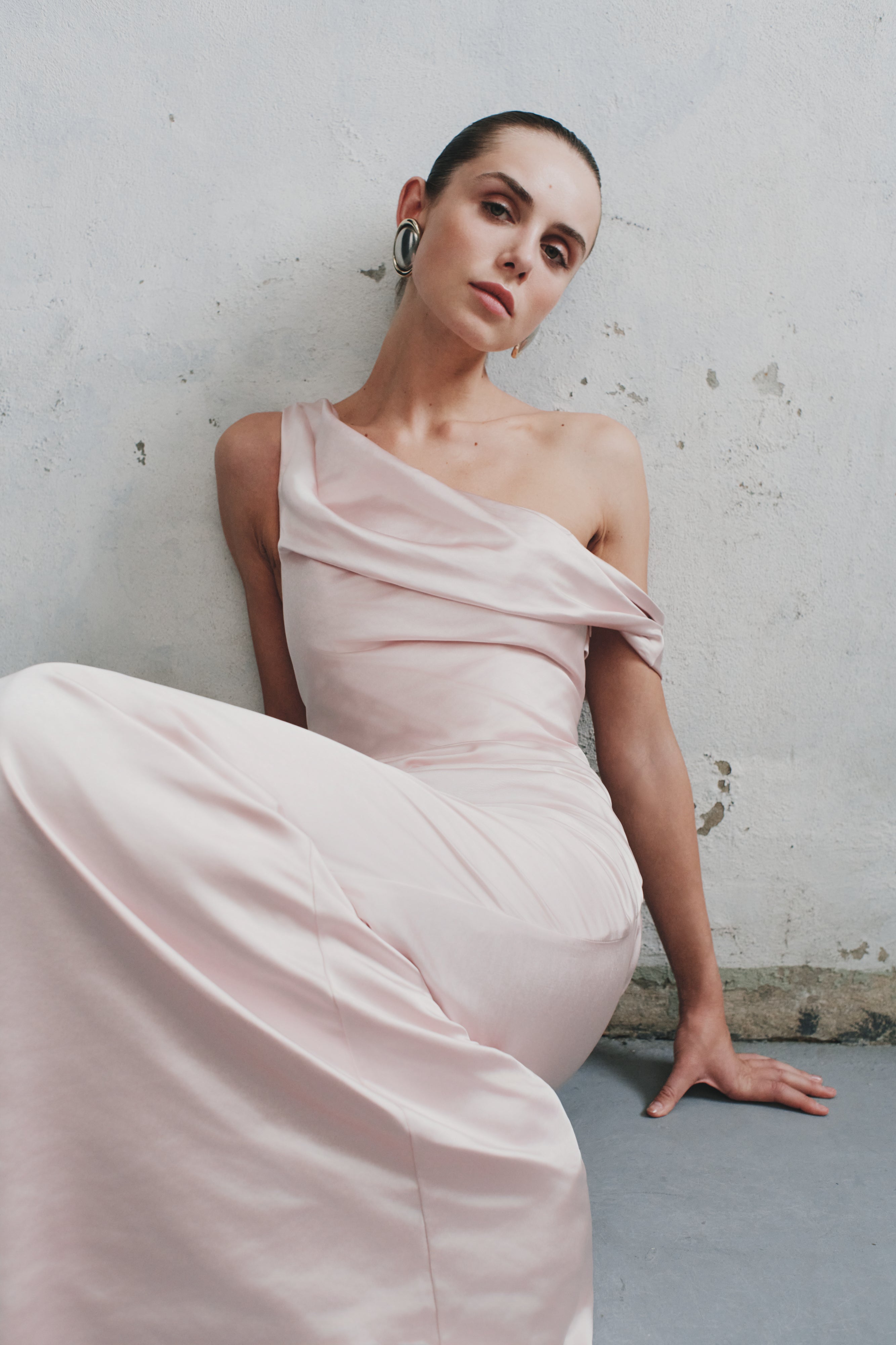 Dalia Off Shoulder Satin Maxi Dress - Soft Pink、mySite、solidvoid