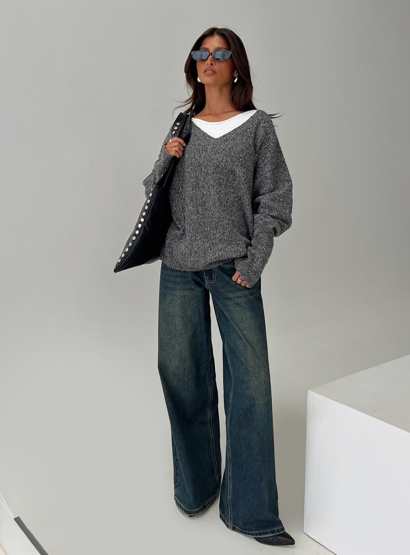 Beyond My Gaze V Neck Knit Sweater Grey、mySite、solidvoid