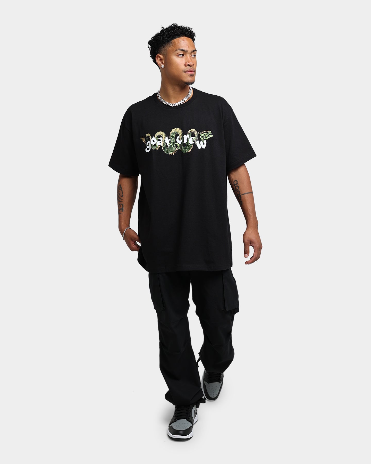 Goat Crew Sleeping Dragons T-Shirt Black、mySite、zt4zffjzw