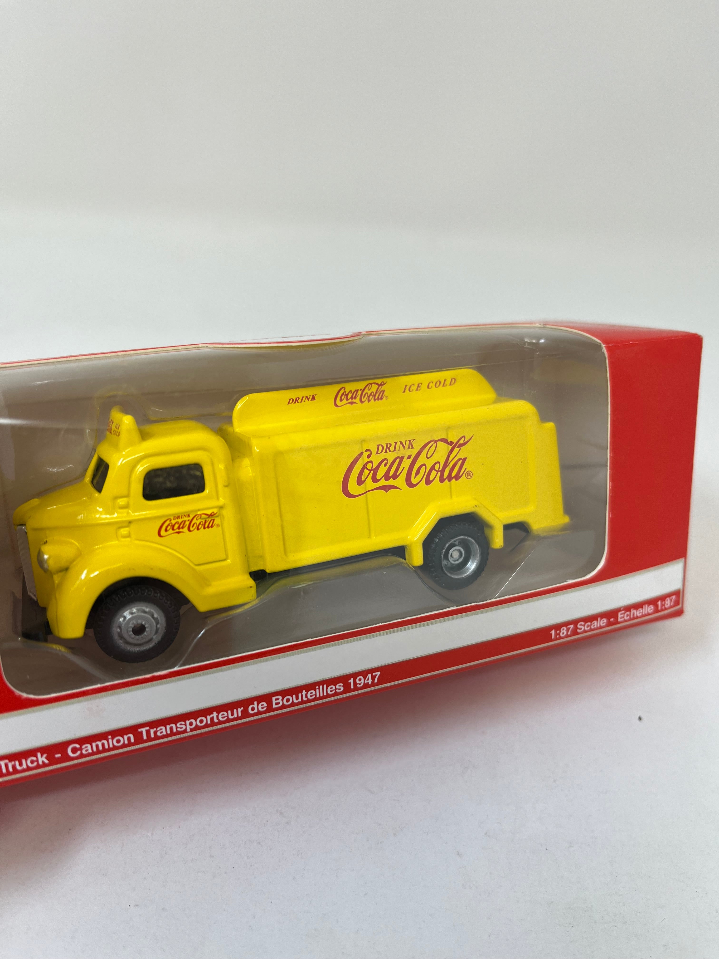 Coca Cola 1947 Bottle Truck * Motor City Classics 1:87 HO Scale、mySite、hgirdovlk