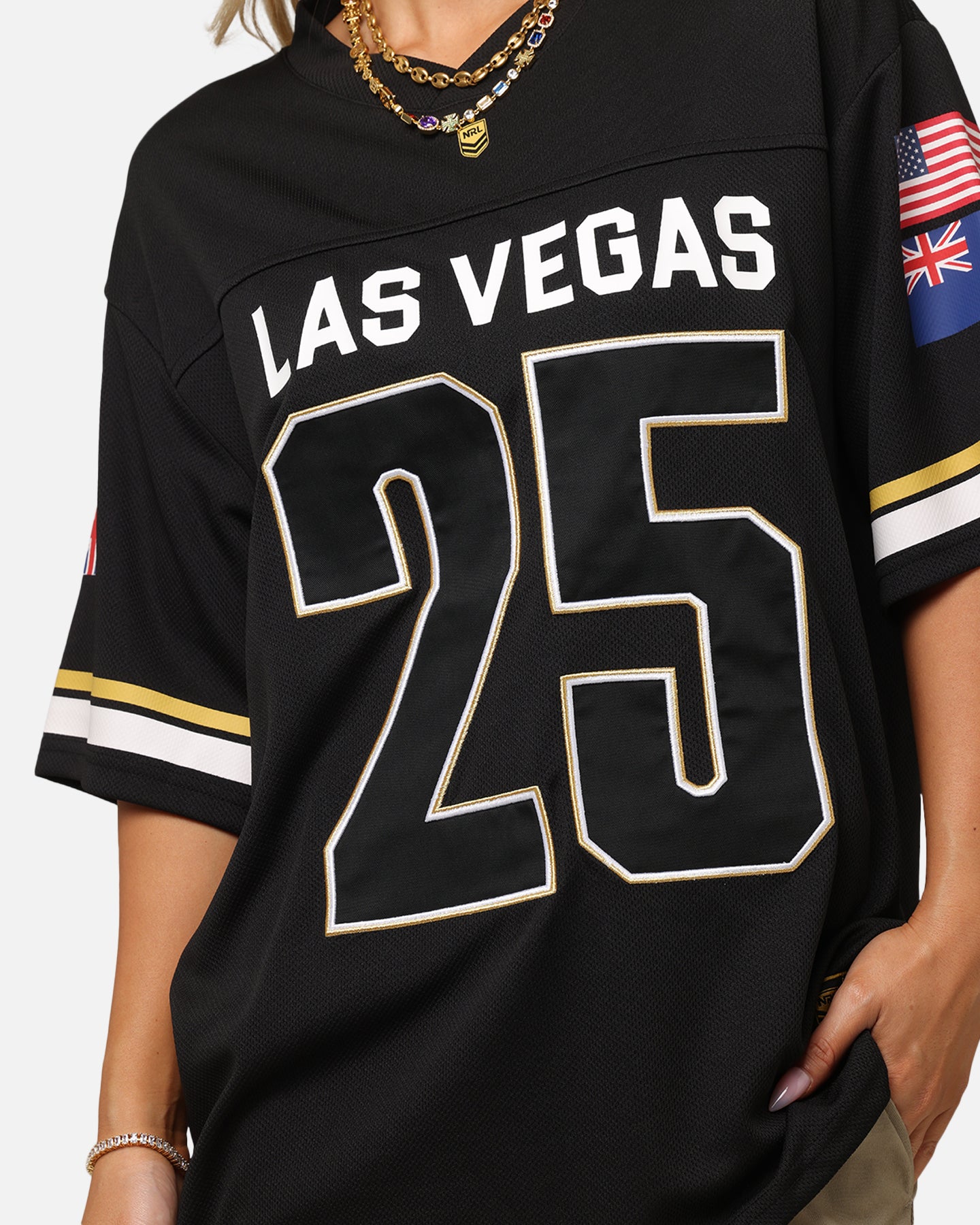 Bleacher Athletic NRL 2025 Las Vegas Round Grid Iron T-Shirt Black、mySite、zt4zffjzw