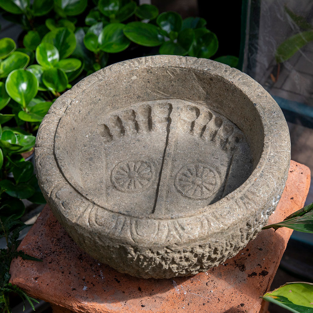 Lotus and Buddha Feet Birdbath、mySite、topwebapps