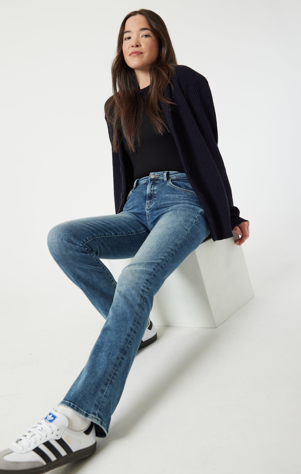 {product_title} - {shop_name}