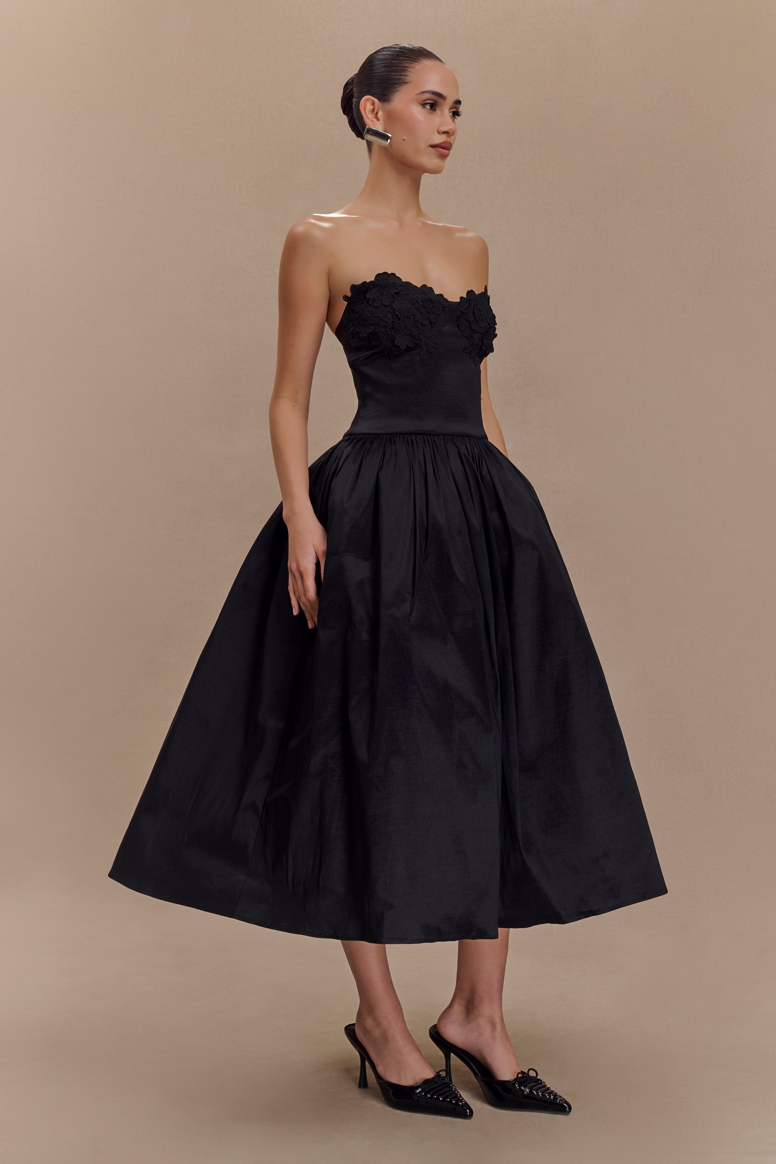 Elyssa Embroidered Midi Dress - Black、mySite、solidvoid