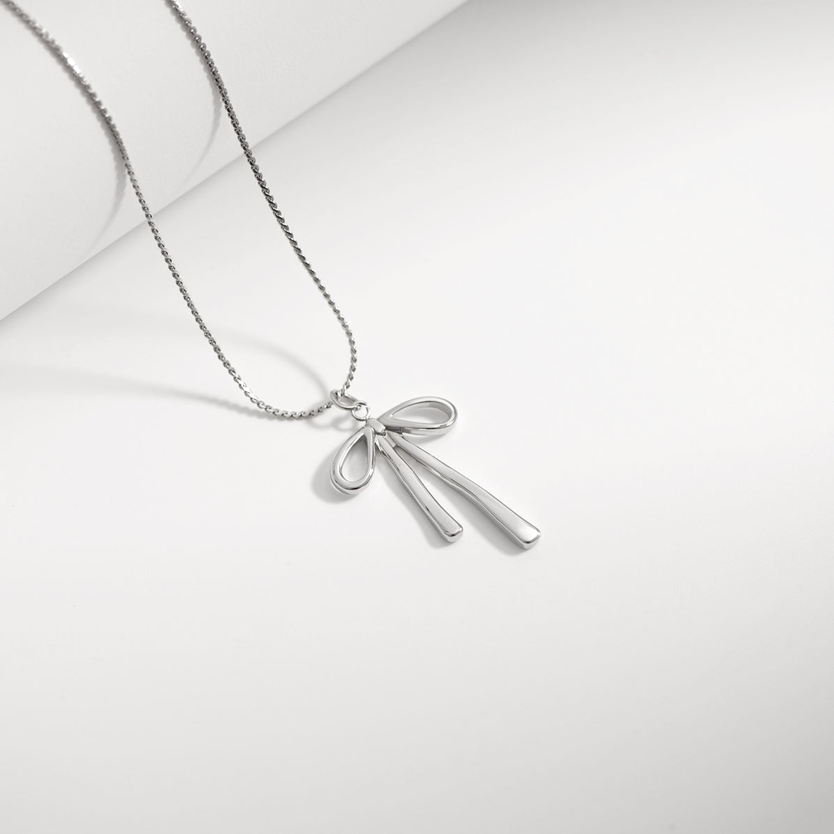 18K Gold PVD Stainless Steel Long Bow Charm / PDL0277、mySite、dreamappss