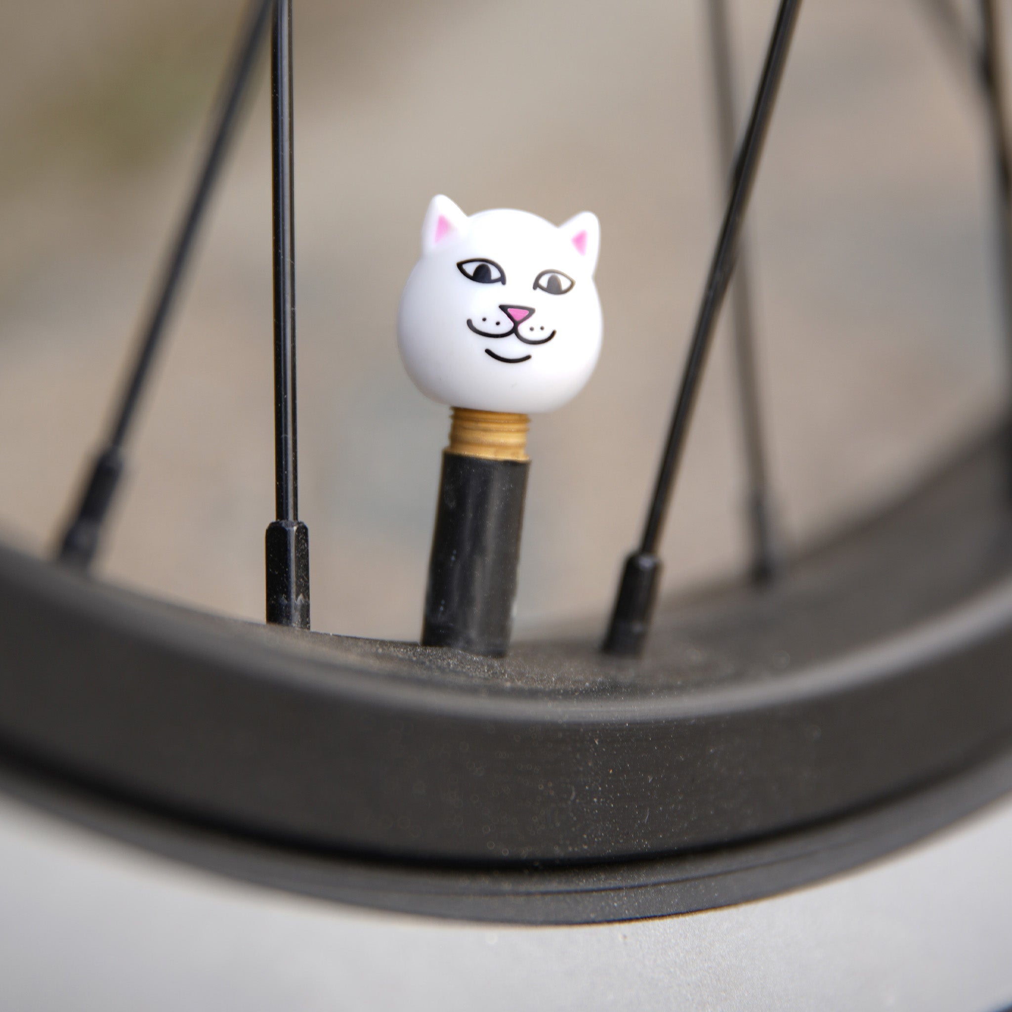  Lord Nermal Tire Caps (White)、mySite、merchandisen