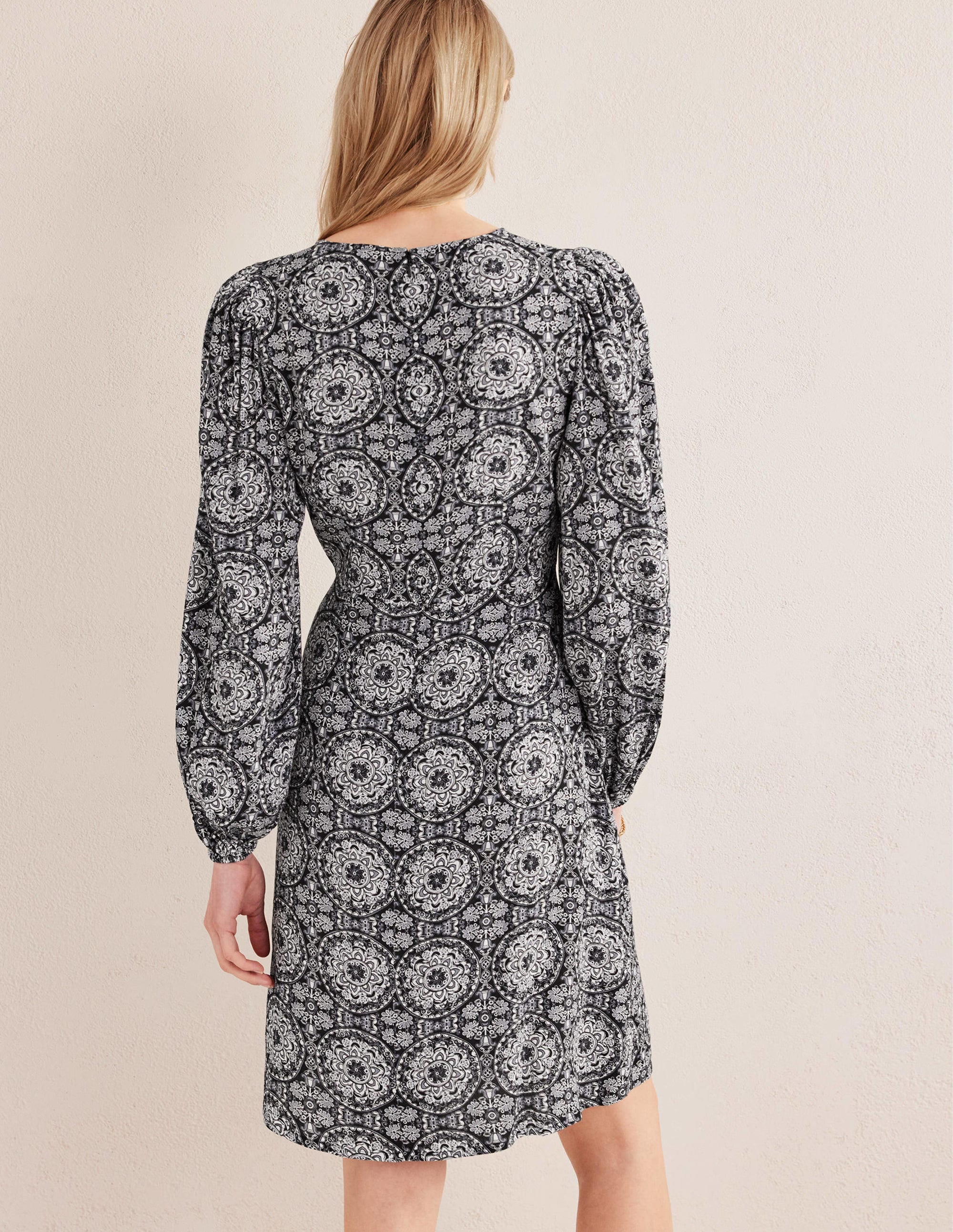  Crew Neck Print Mini Dress-Flint Stone, Sun Bloom、mySite、ashleygrahame