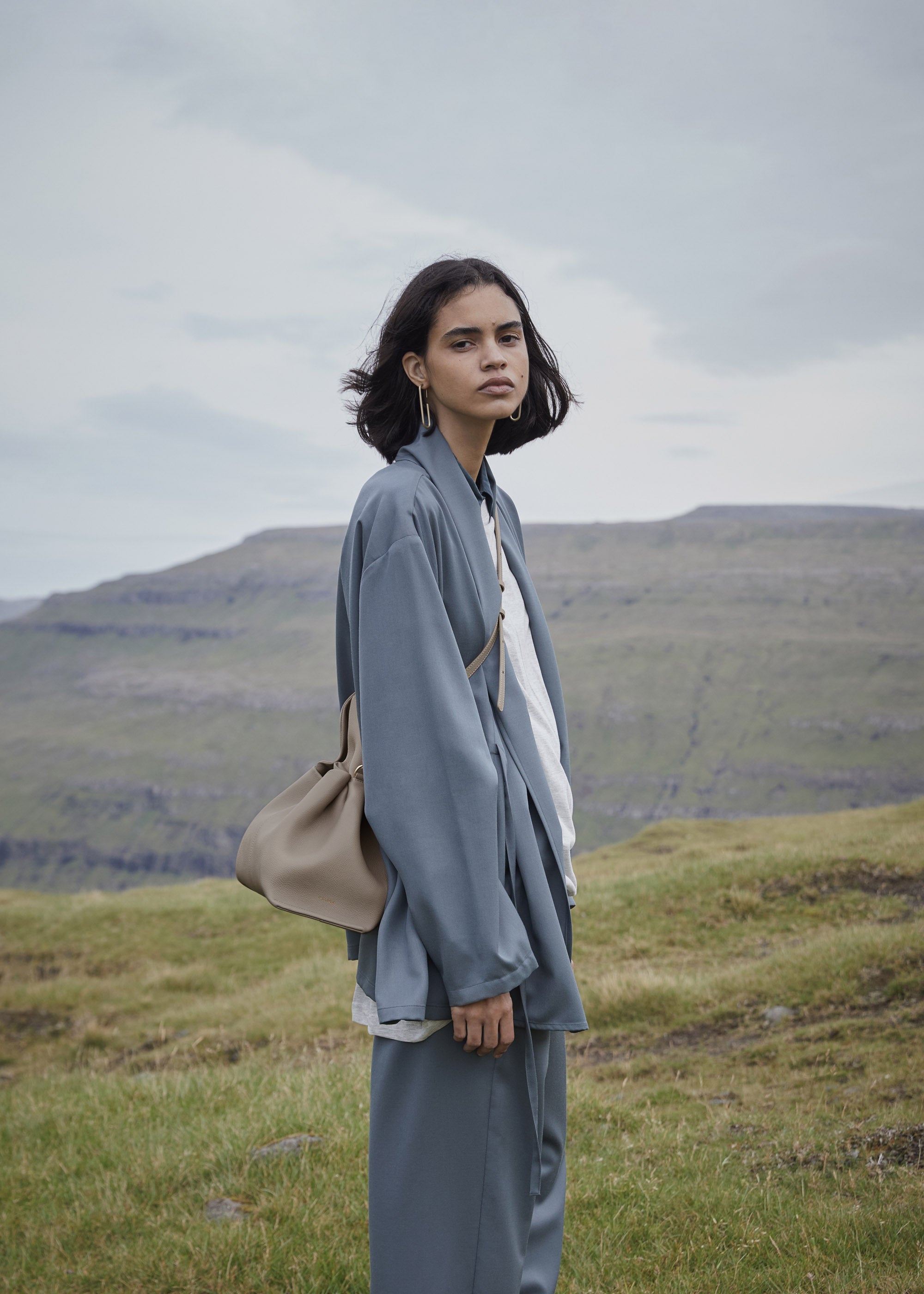 Num茅ro Neuf - Taupe Grain茅、mySite、camillekostekn