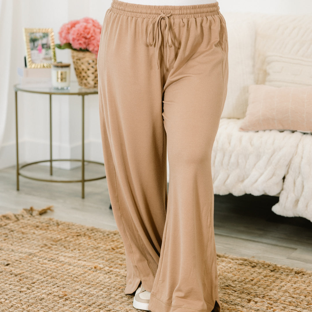  A Good Place To Start Pants, Coconut、mySite、justintrudeaud