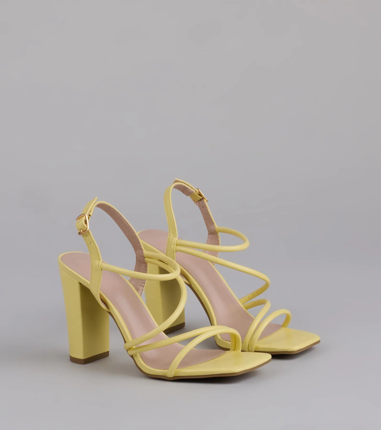  Flirt Mode Activated Strappy Block Heels、mySite、justintrudeaud