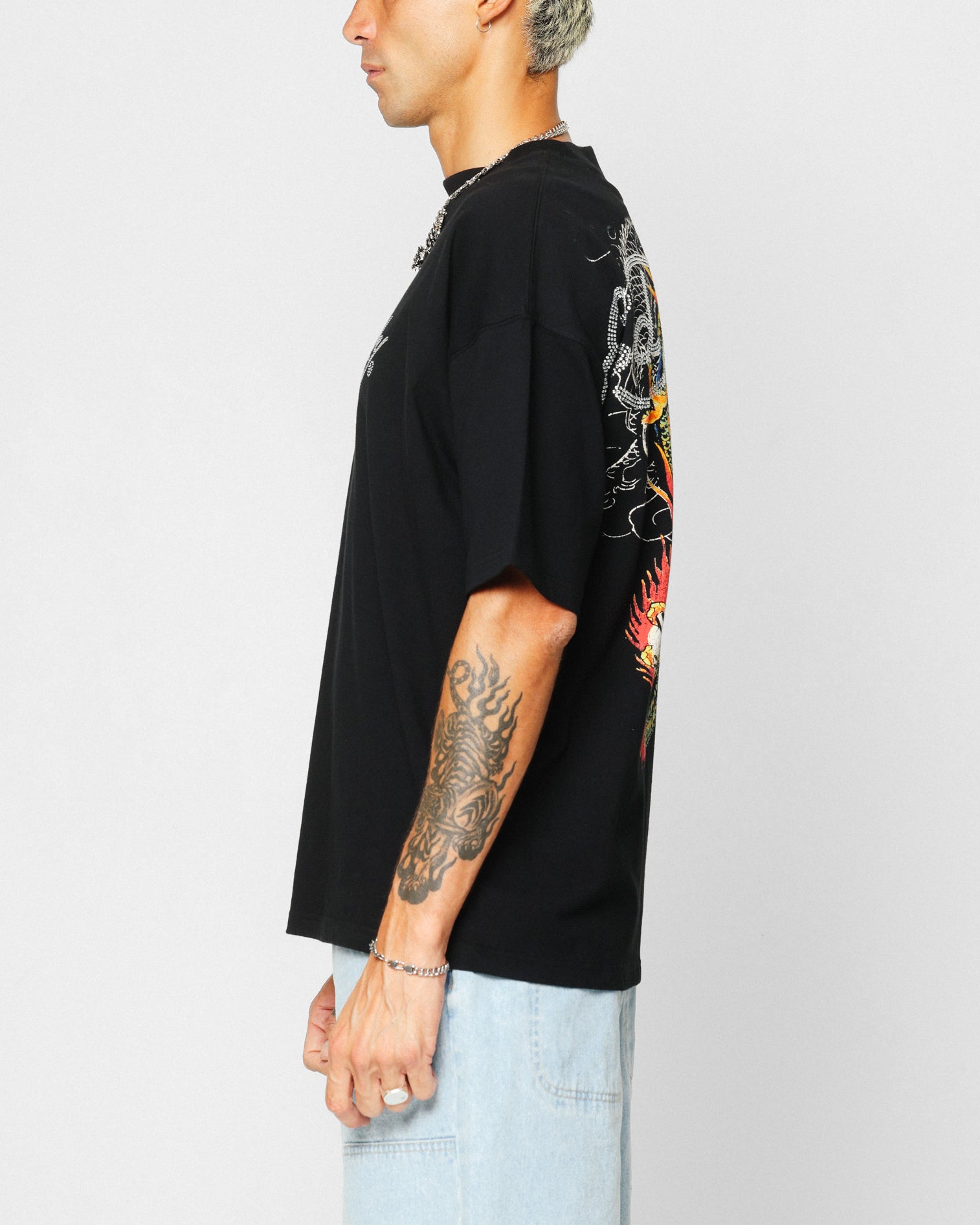 {product_title} - {shop_name}