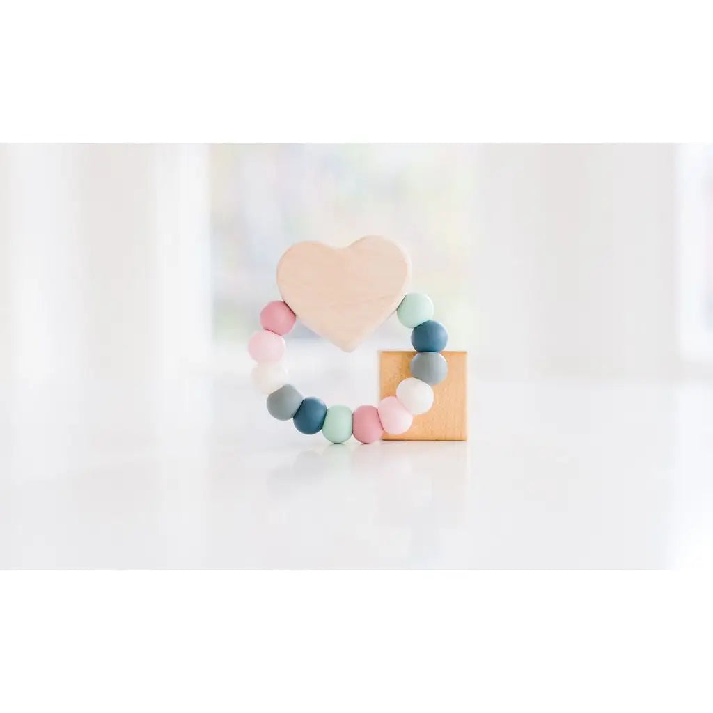 Heart Charm Wooden and Silicone Baby Teething Toy - Hydrangea、mySite、g9winljtr
