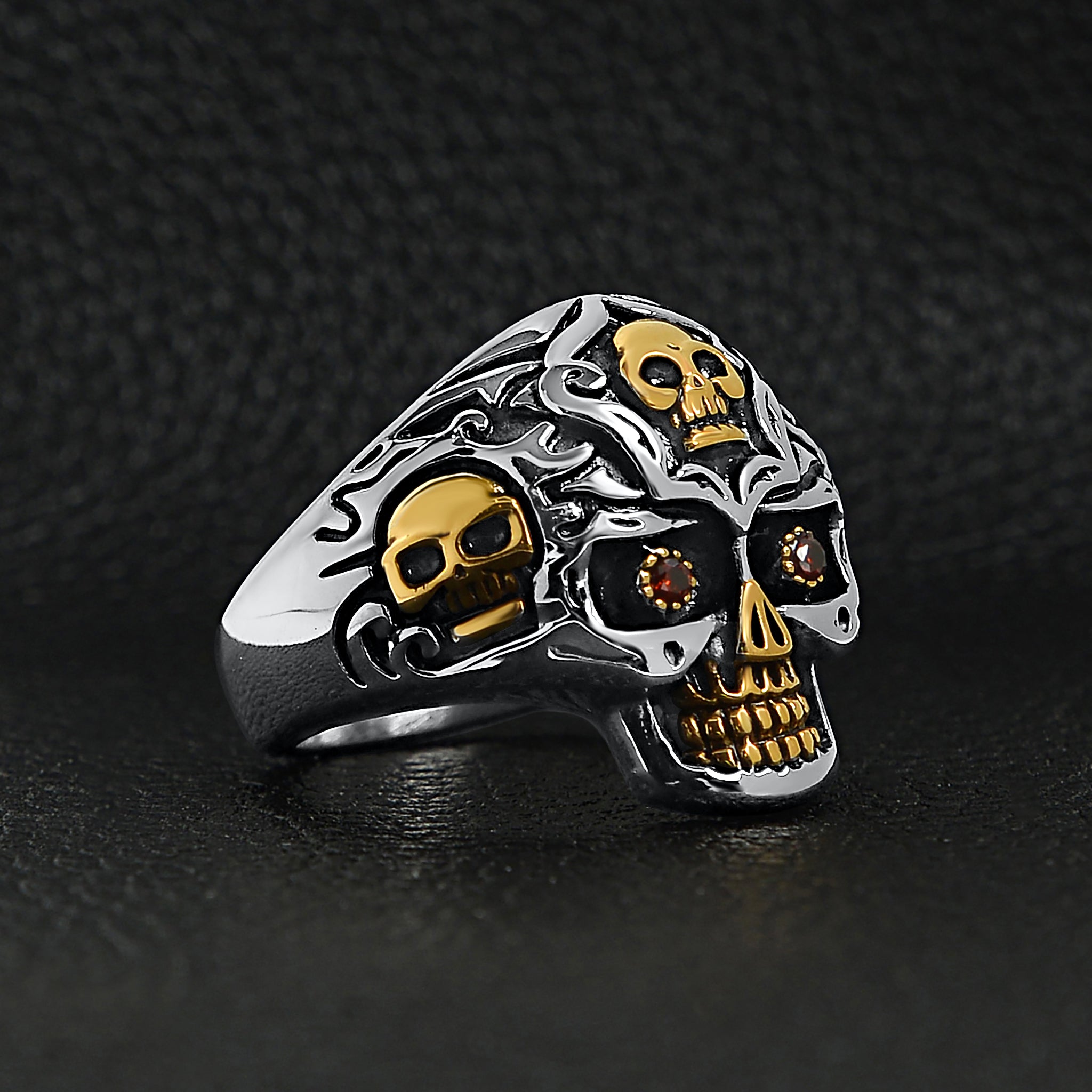 Stainless Steel 18K Gold PVD Coated Red CZ Eyed Filigree Skull Ring / SCR4003、mySite、dreamappss