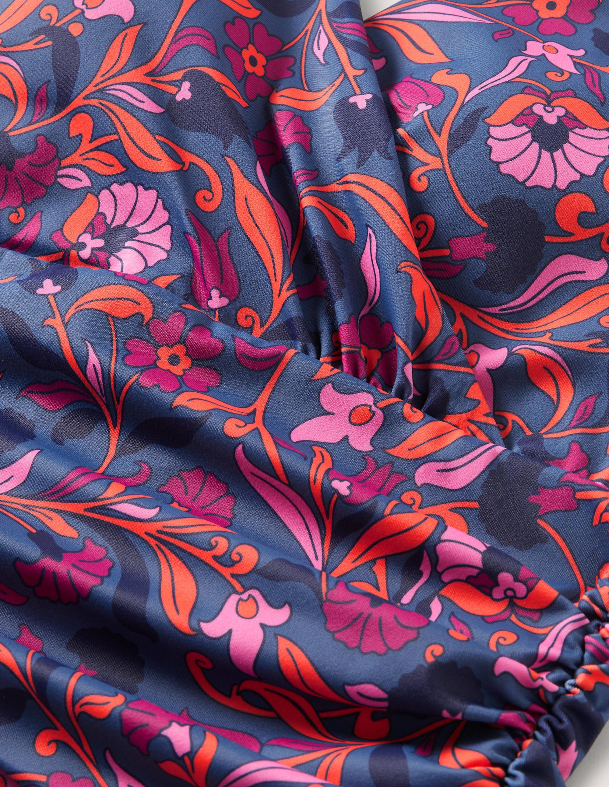  Levanzo Halter Swimsuit-Globe, Enchanting Vine、mySite、ashleygrahame