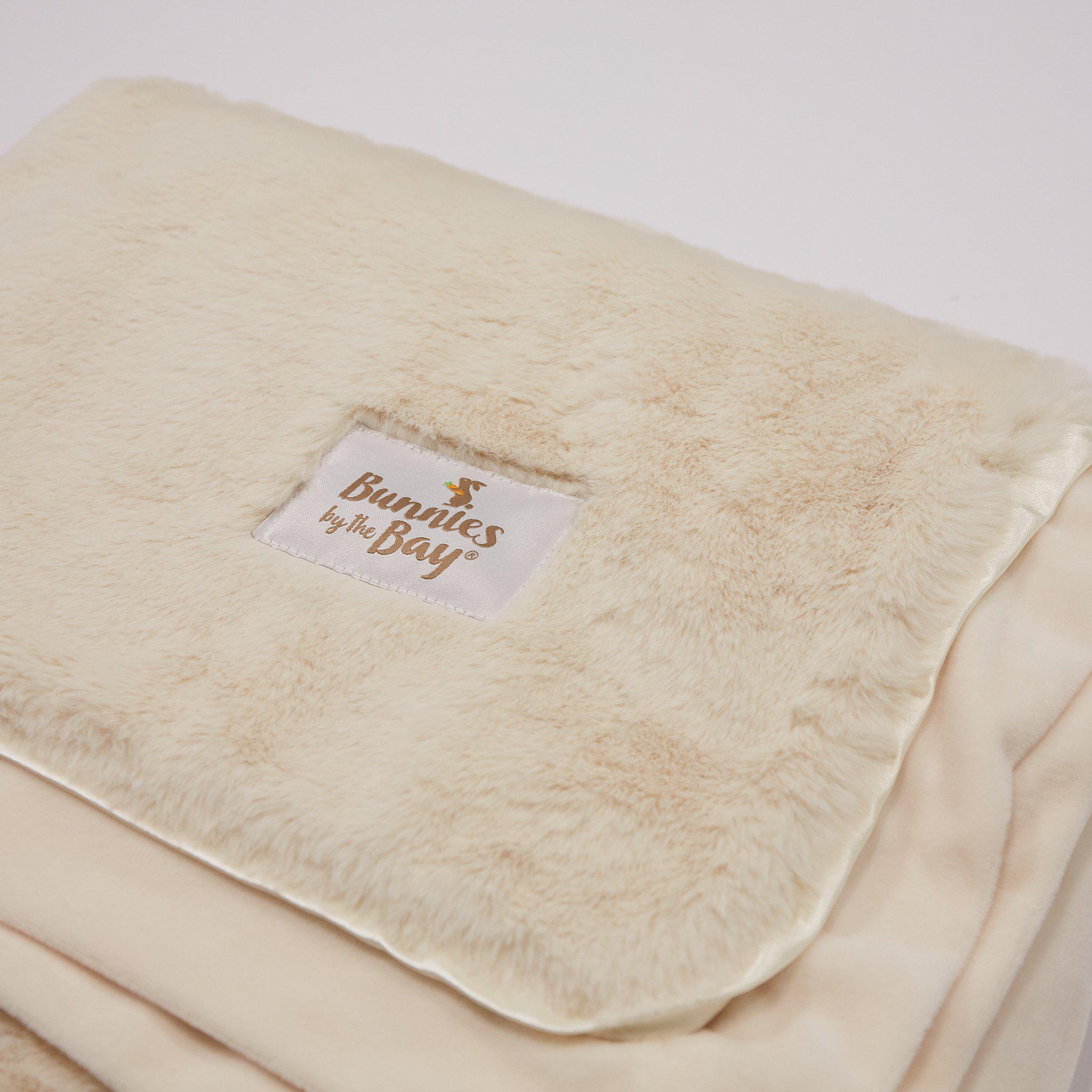 RETIRED - Big Cozy Nibble Fur Blanket - Cream 50 x 60、mySite、g9winljtr