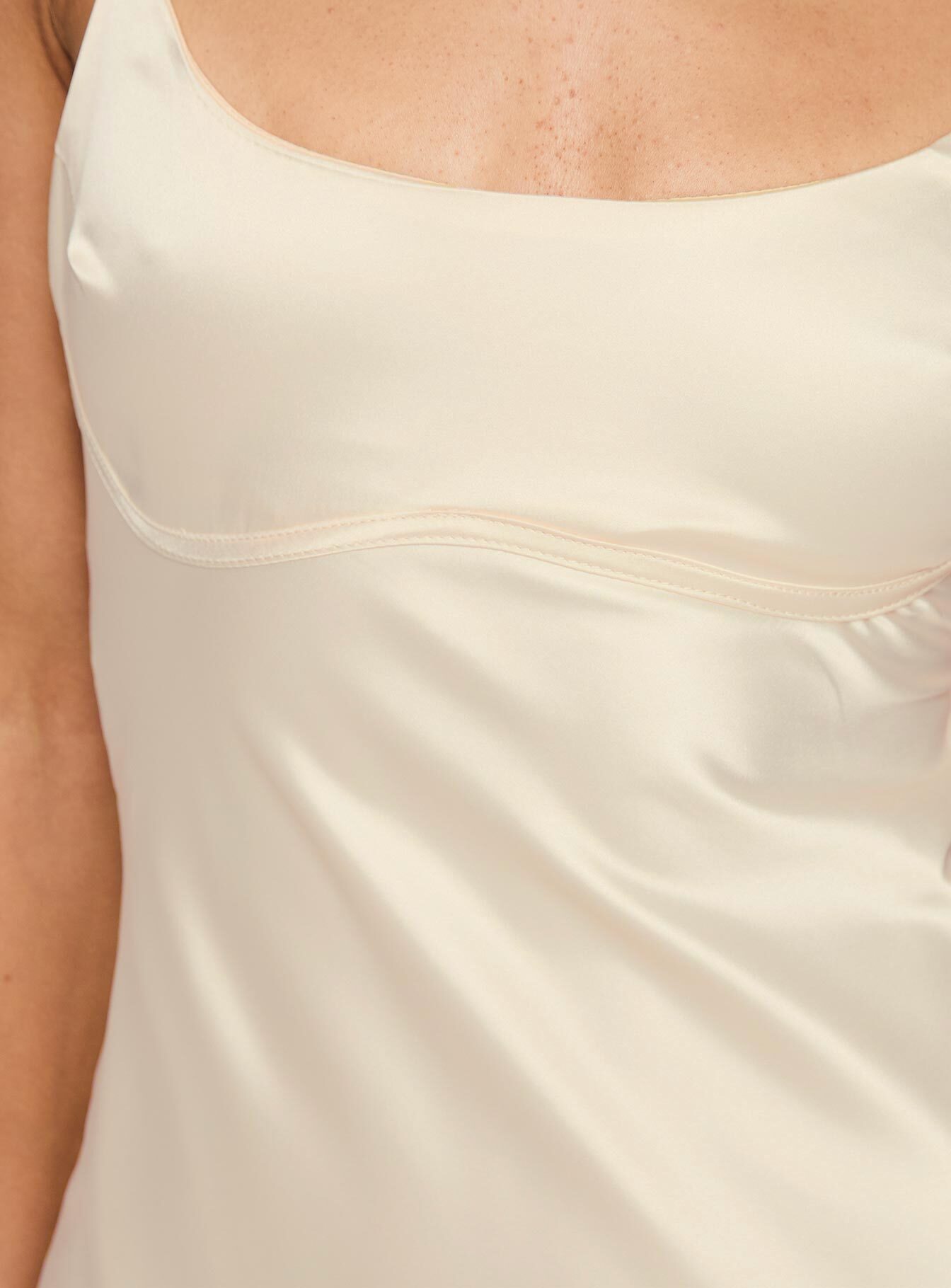 Ravia Maxi Dress Champagne、mySite、solidvoid