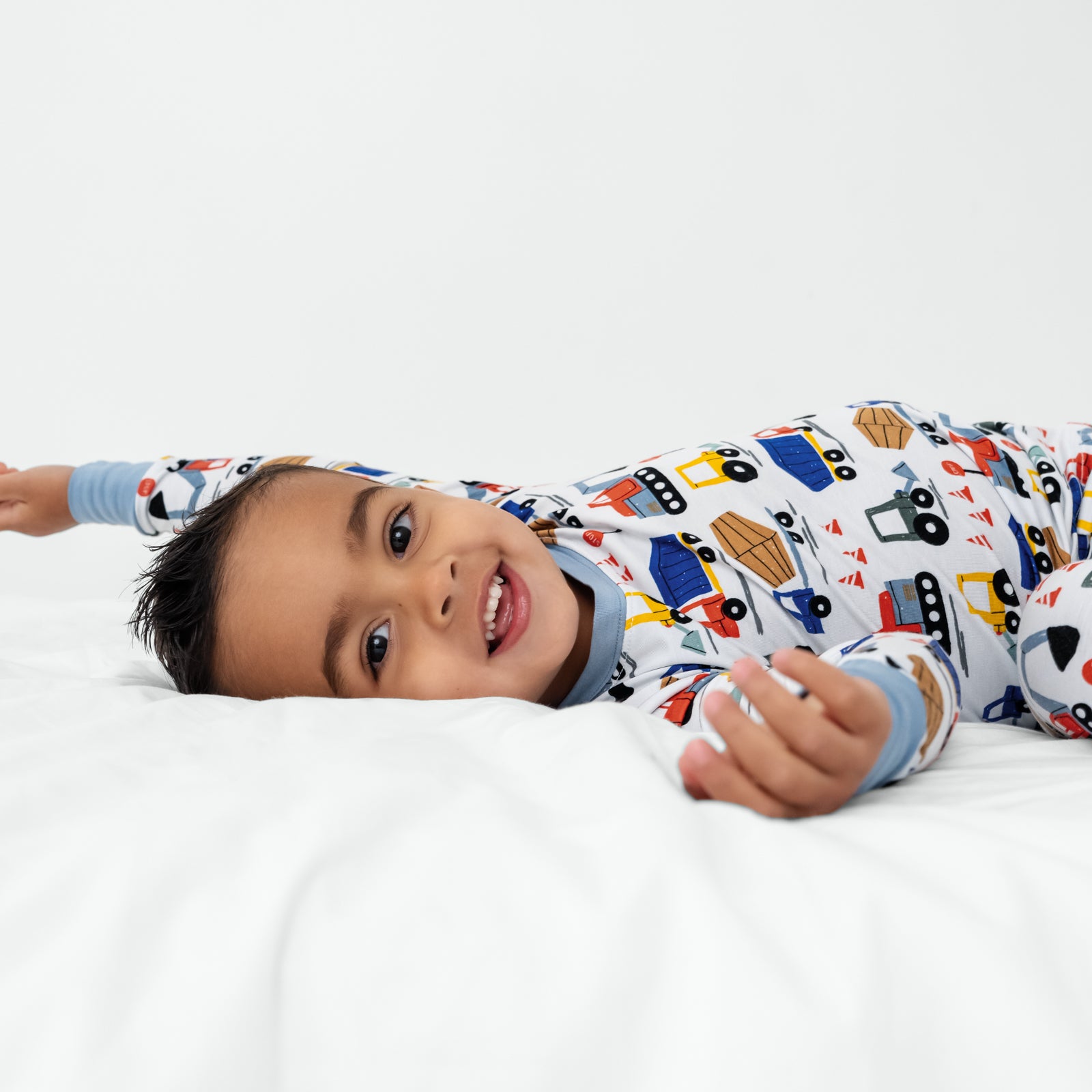 Construction Two-Piece Pajama Set、mySite、g9winljtr