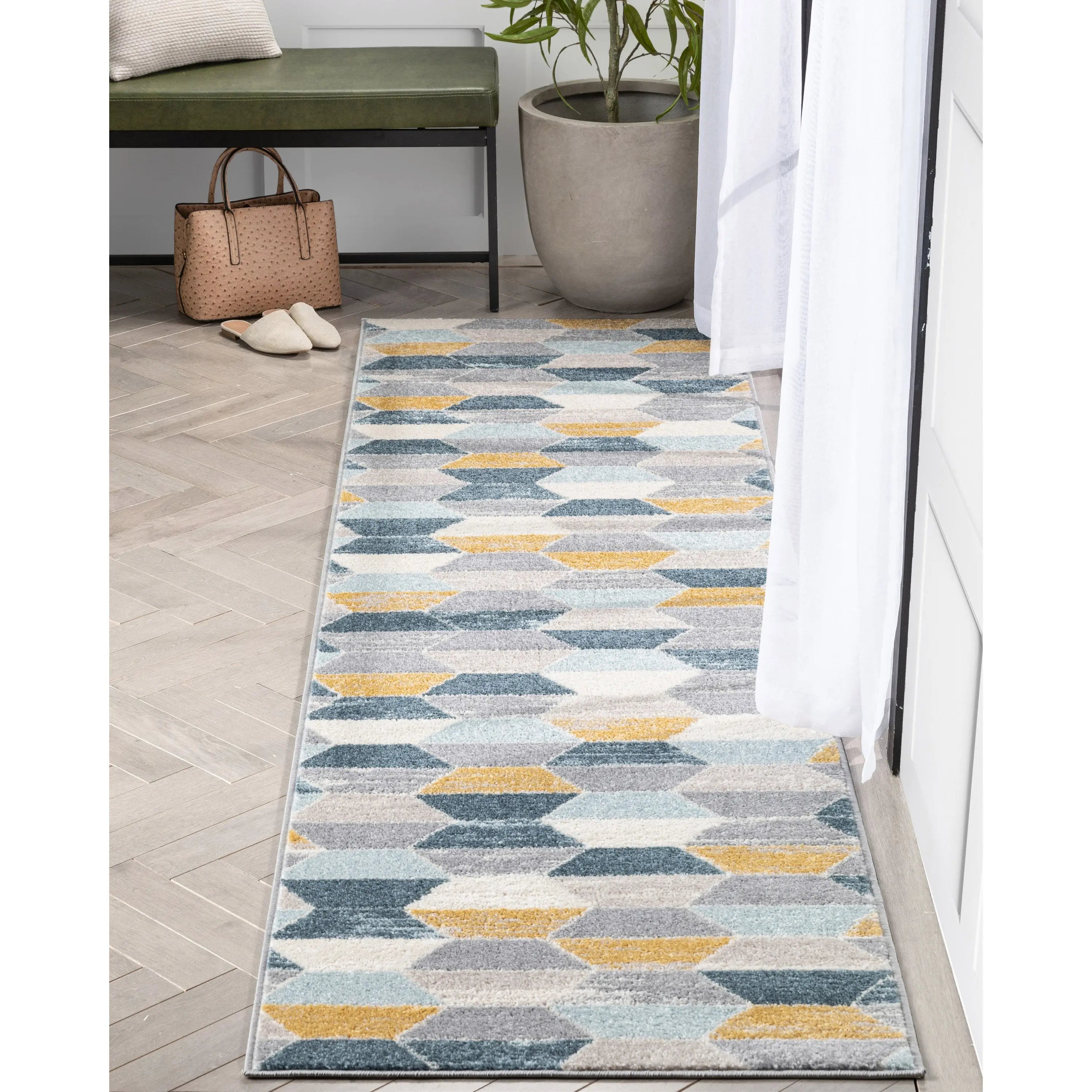 Maddox Blue Modern Geometric Rug、mySite、gigharbornorthrealestate