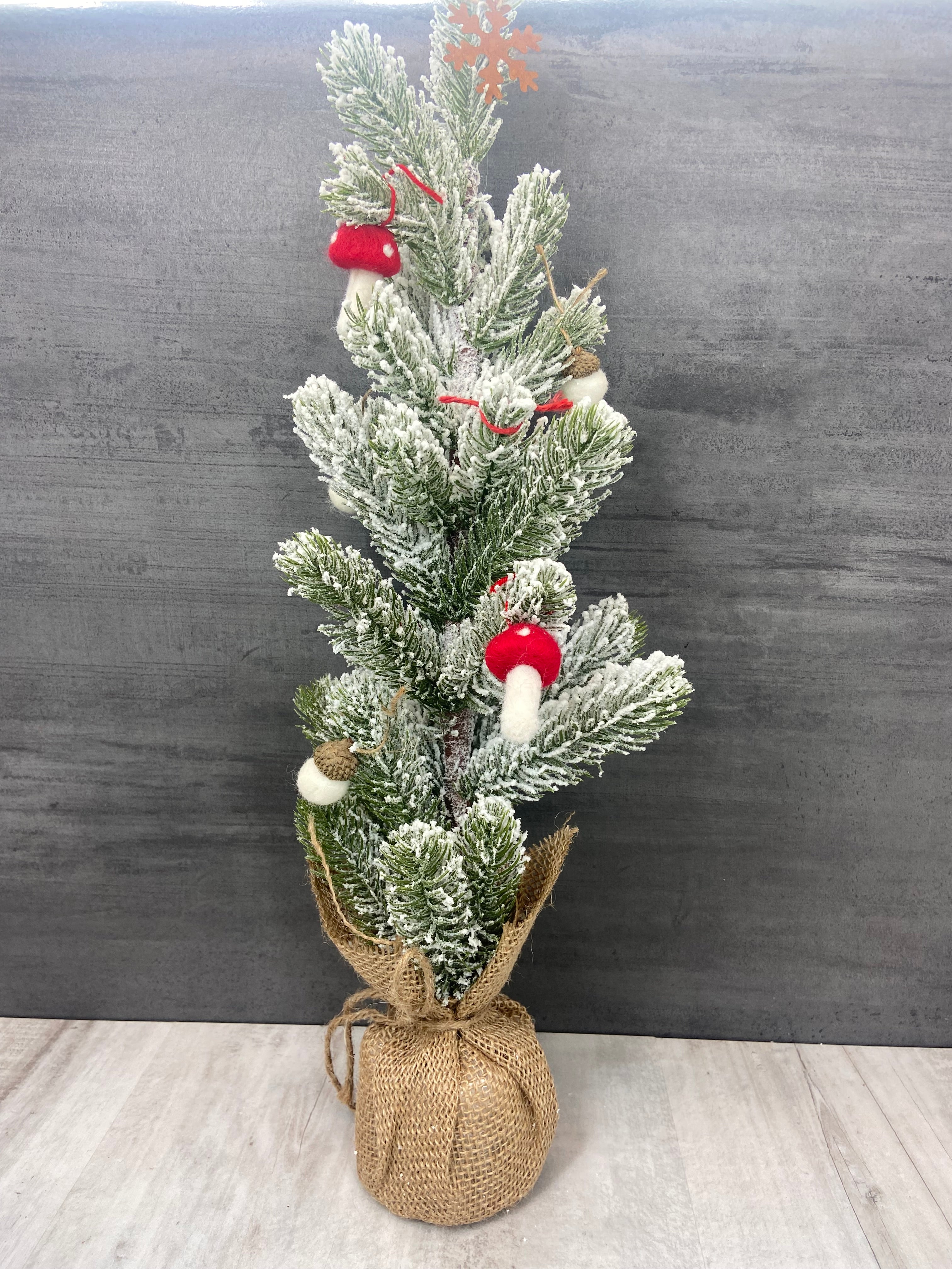 Large Woodland Christmas Tree、mySite、garagedoors4me