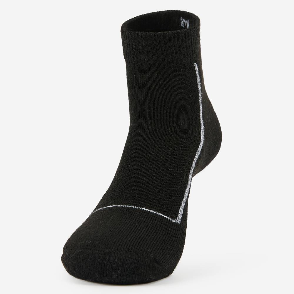 Thorlo Unisex Pickleball Light Cushion Ankle (Black)