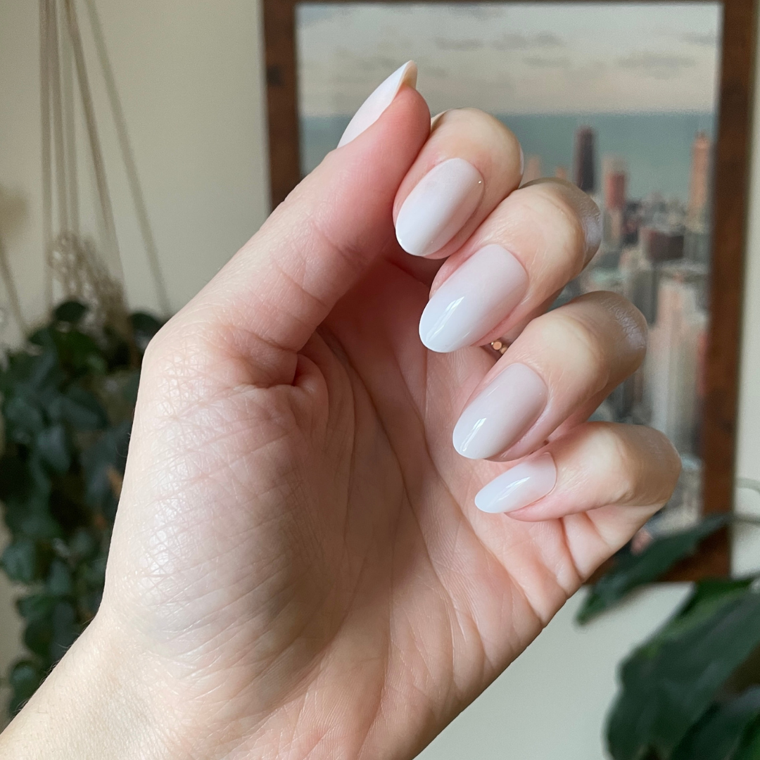 Pure White Syrup Gradient - Press-On | Medium | Oval、mySite、solidvoid