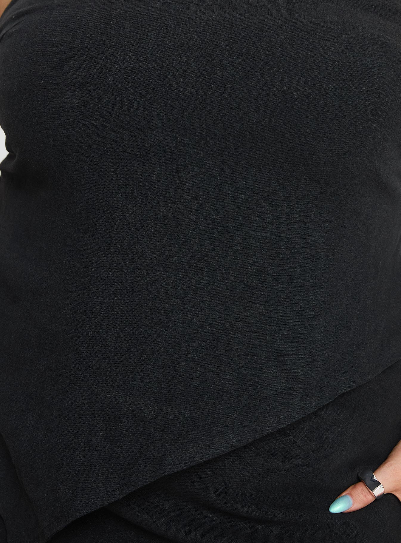 Birdie Asymmetric Linen Blend Top Black Curve、mySite、solidvoid