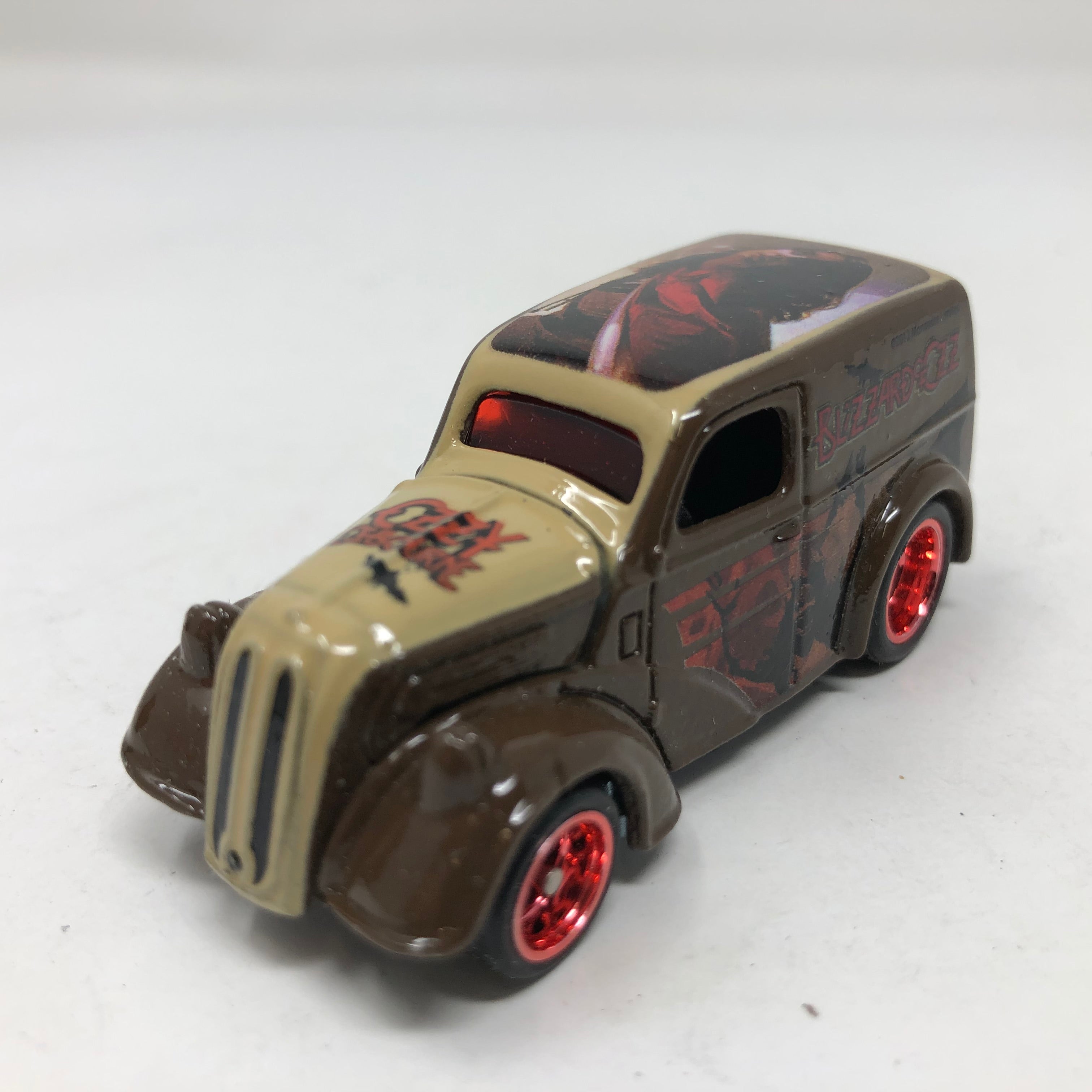 Anglia Panel Ozzy * Hot Wheels 1:64 scale Loose Diecast、mySite、hgirdovlk