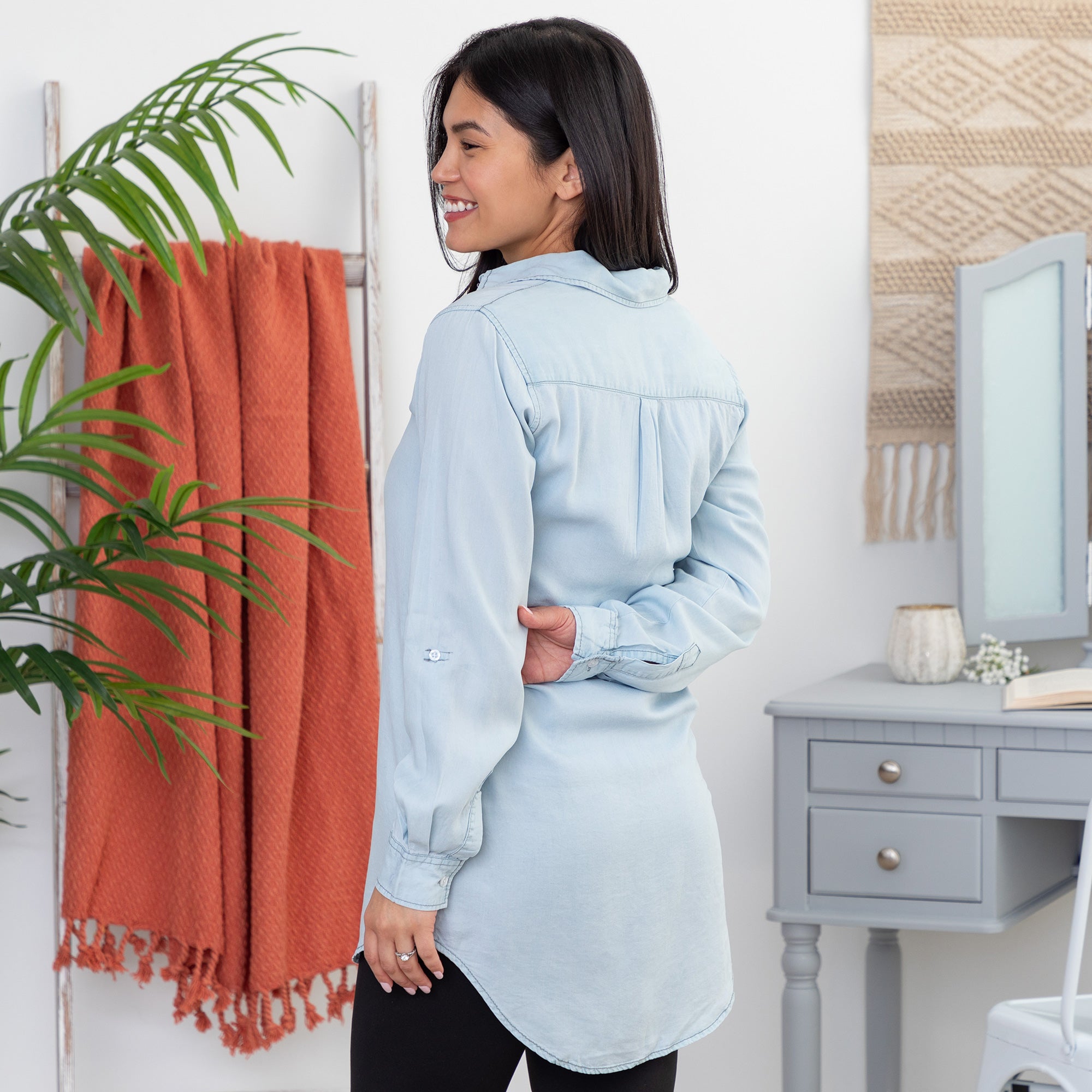 Paw Print Chambray Button Up Shirt、mySite、camillekostekn