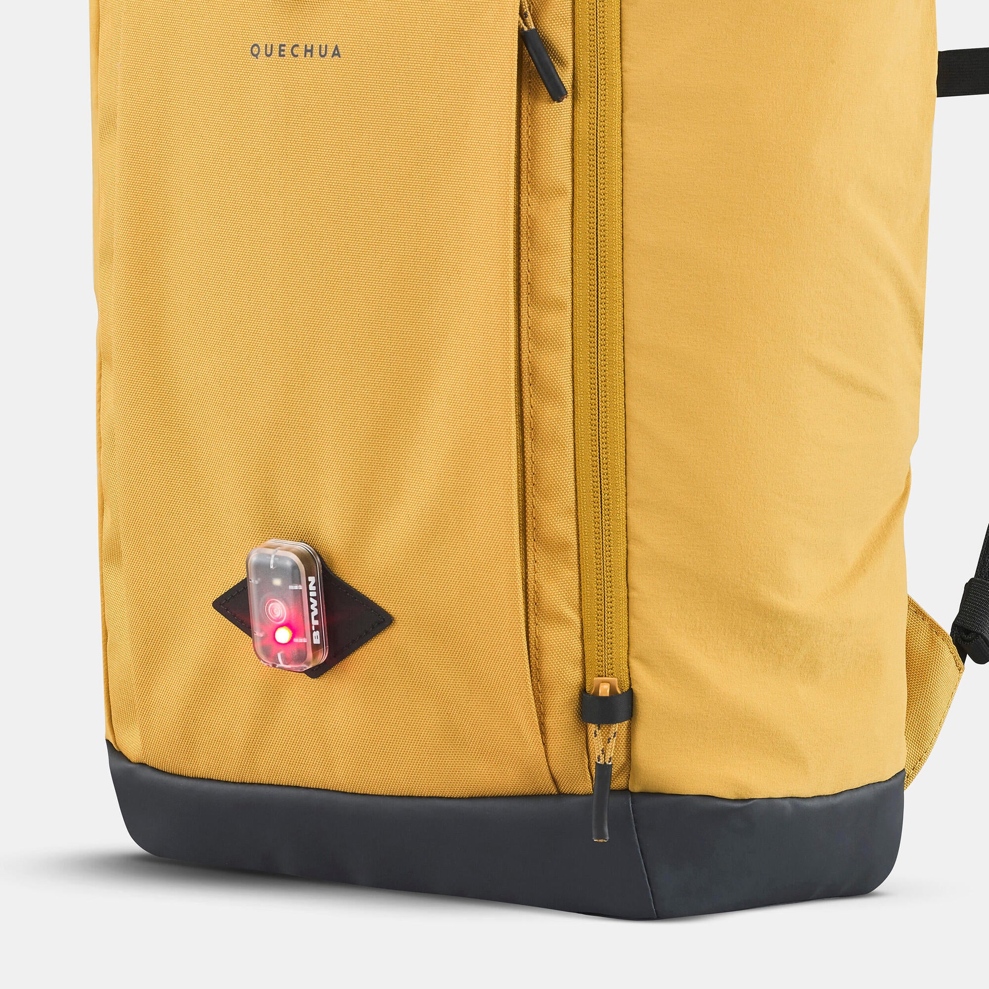 Quechua NH Escape 500 Rolltop 23 L Backpack