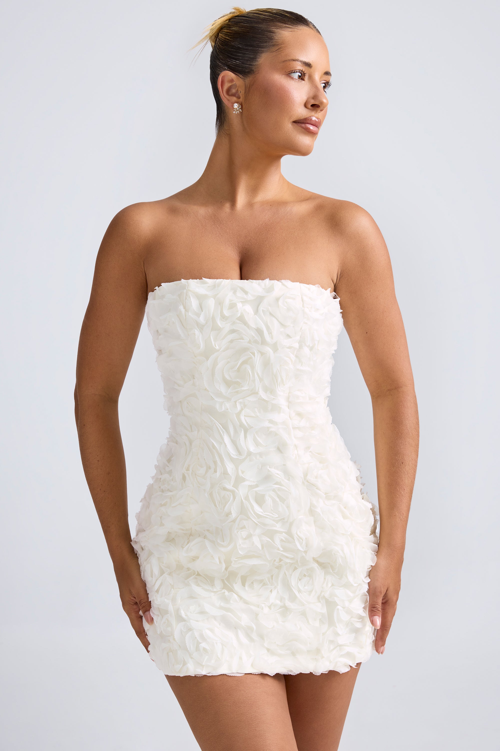 Floral-Appliqué Bandeau A-Line Mini Dress in White、mySite、solidvoid