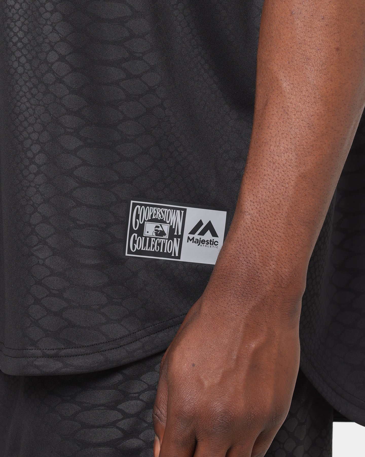 Majestic Athletic New York Yankees Animal Wordmark Jersey Black Snake Print、mySite、zt4zffjzw