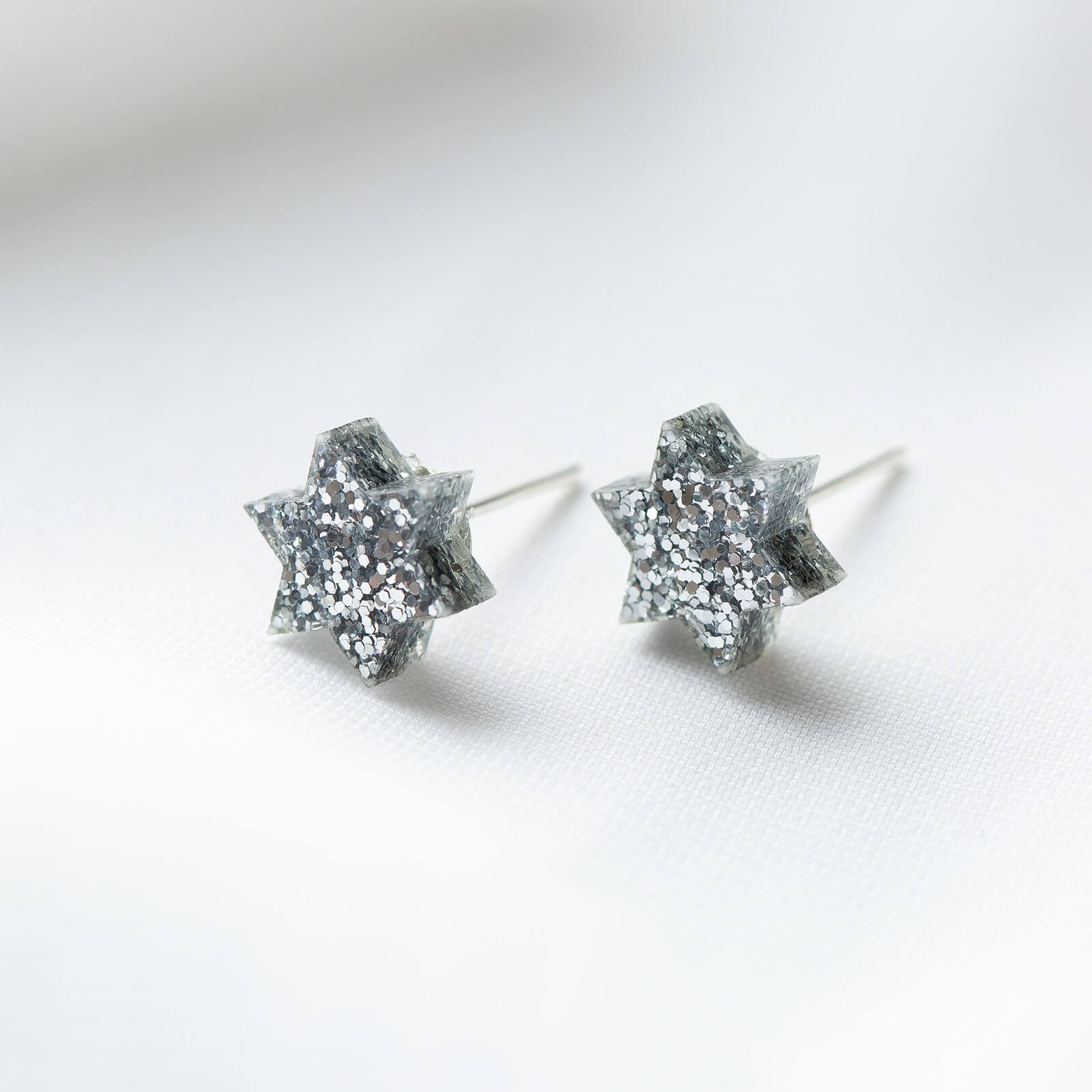 Mini Magen Studs - Silver Glitter、mySite、topwebapps
