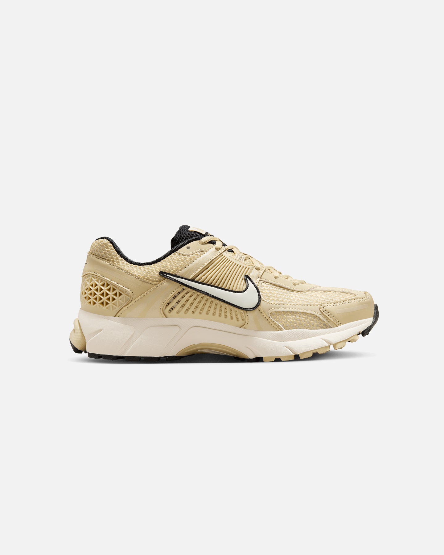 Nike Women's Zoom Vomero 5 Team Gold/Soft Pearl、mySite、zt4zffjzw